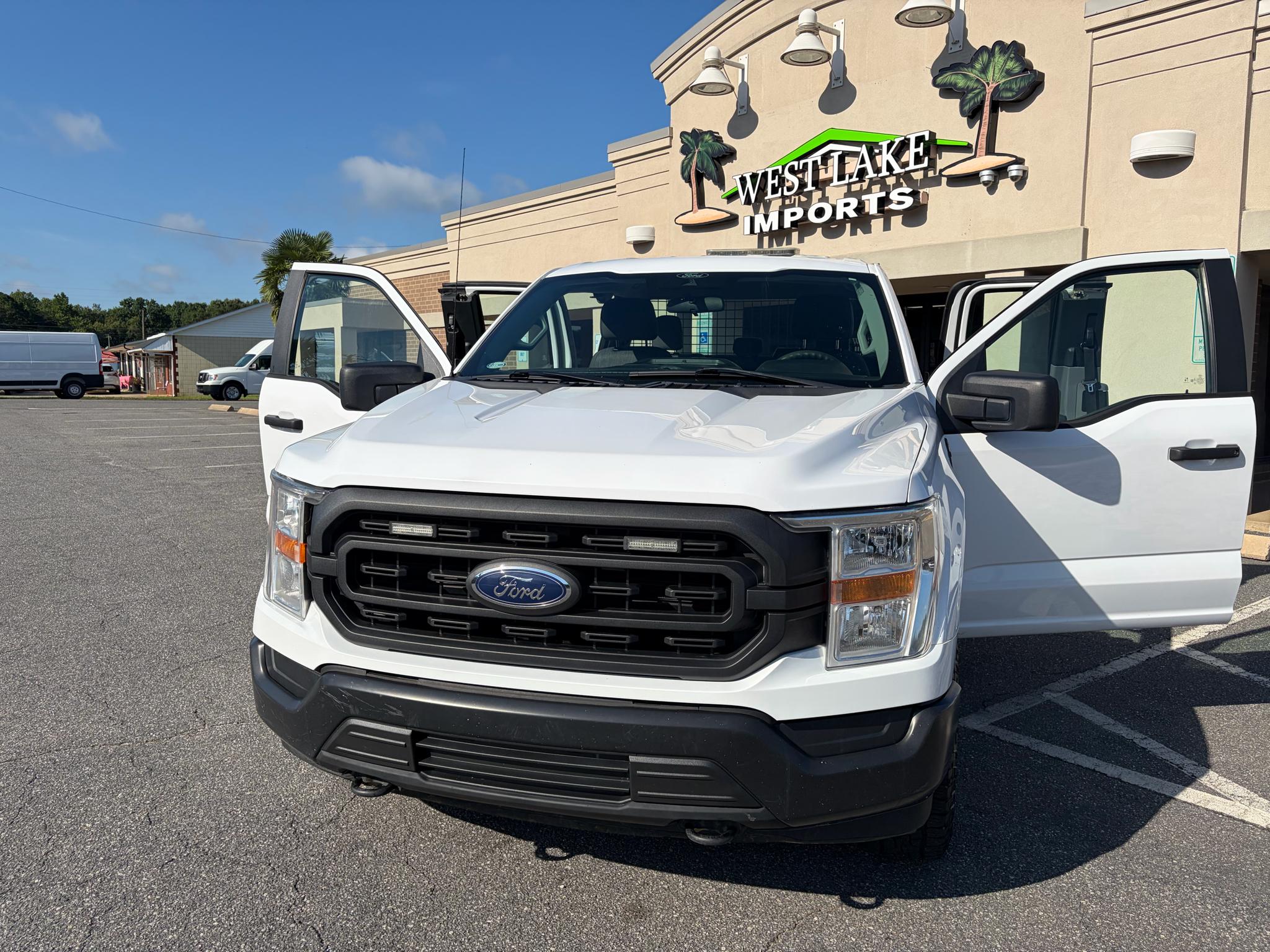 Ford F-150 4WD Reg Cab 126" STX 2021