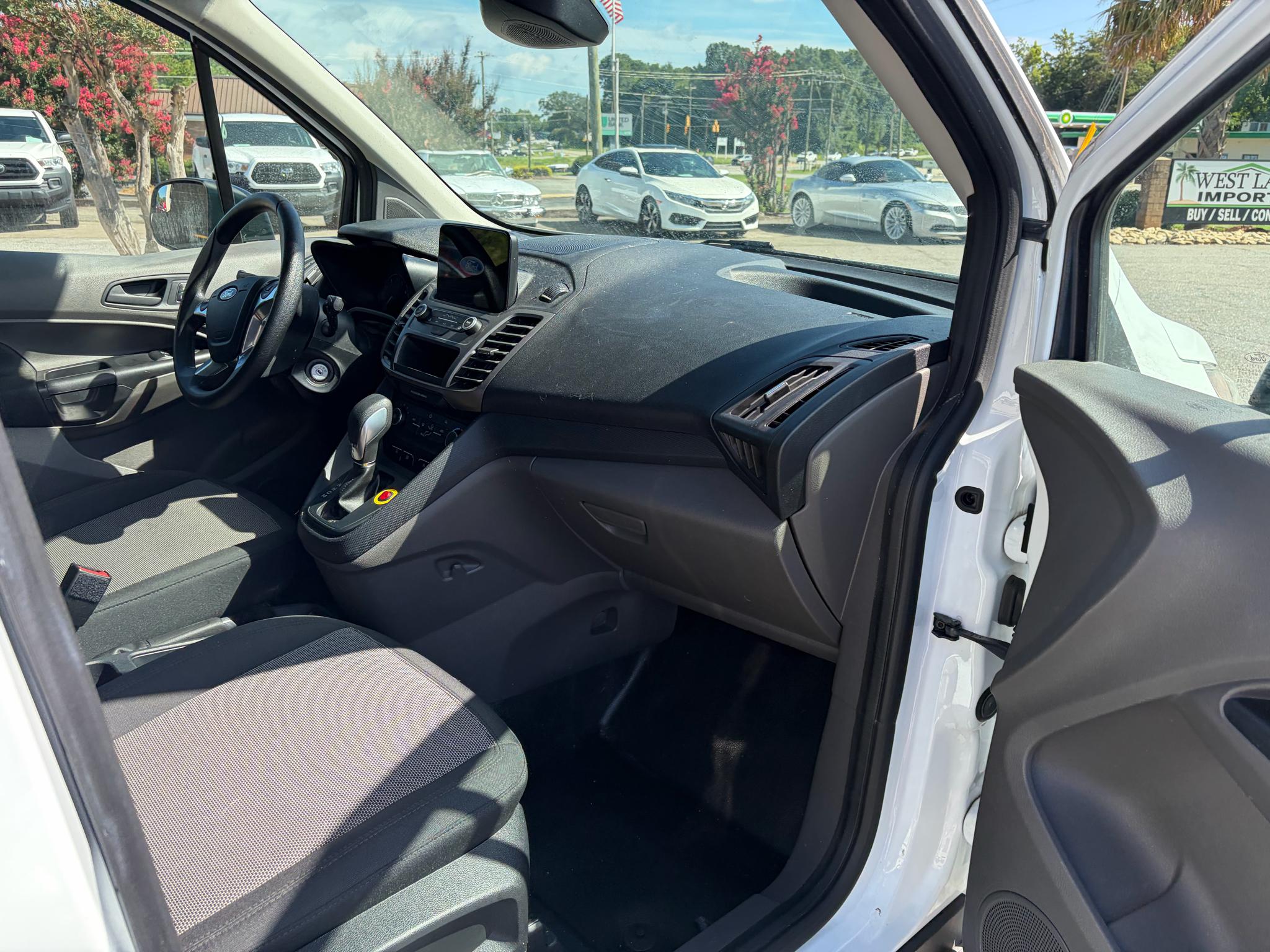 Ford Transit Connect Van XL LWB w/Rear Symmetrical Doors 2020