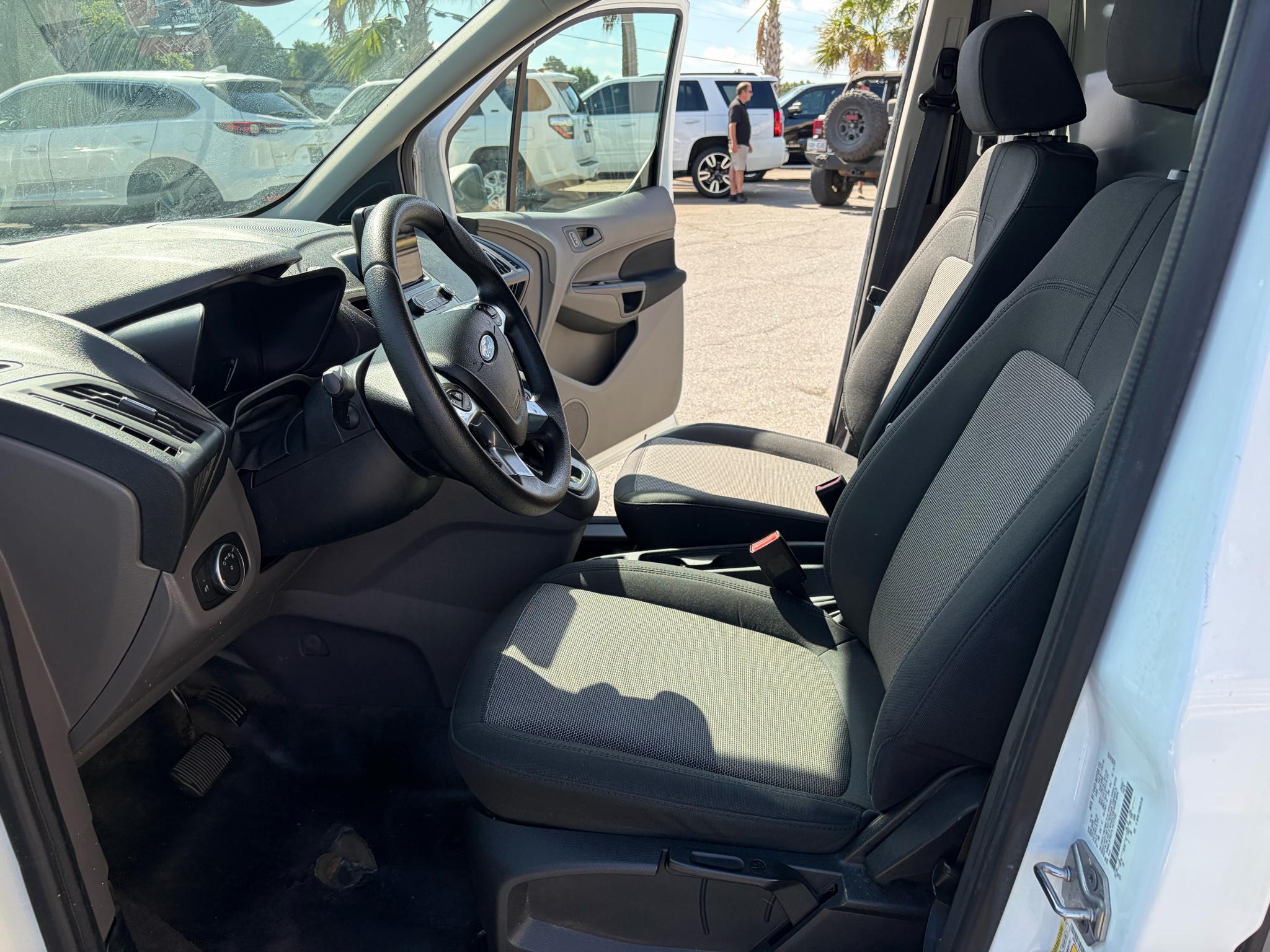 Ford Transit Connect Van XL LWB w/Rear Symmetrical Doors 2020