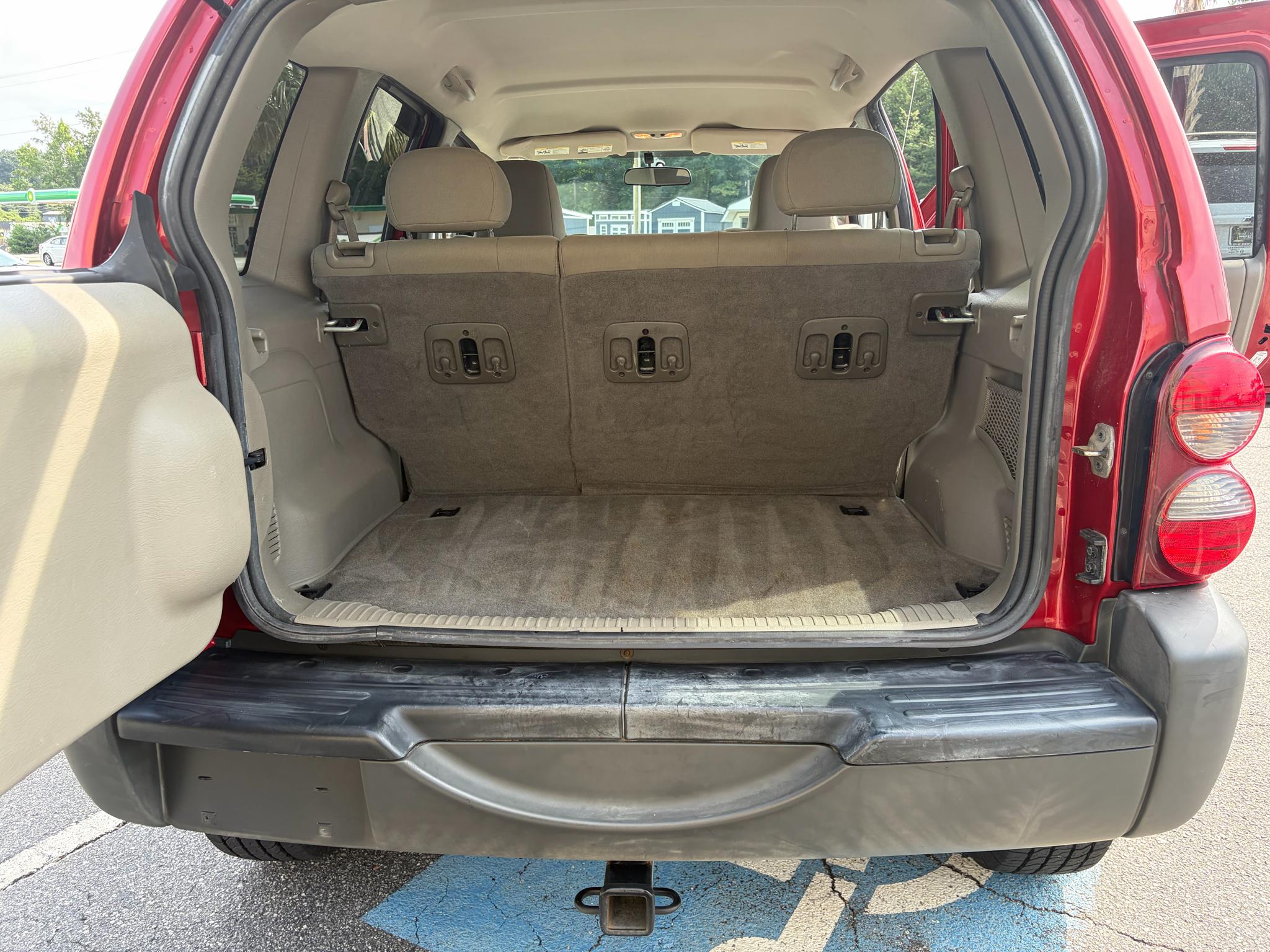 Jeep Liberty 4dr Sport 4WD 2006