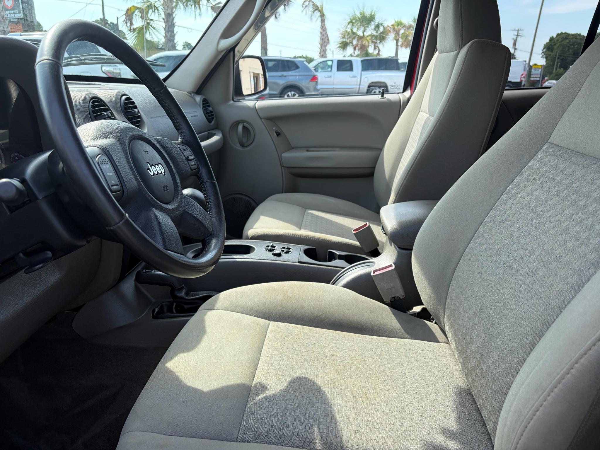 Jeep Liberty 4dr Sport 4WD 2006