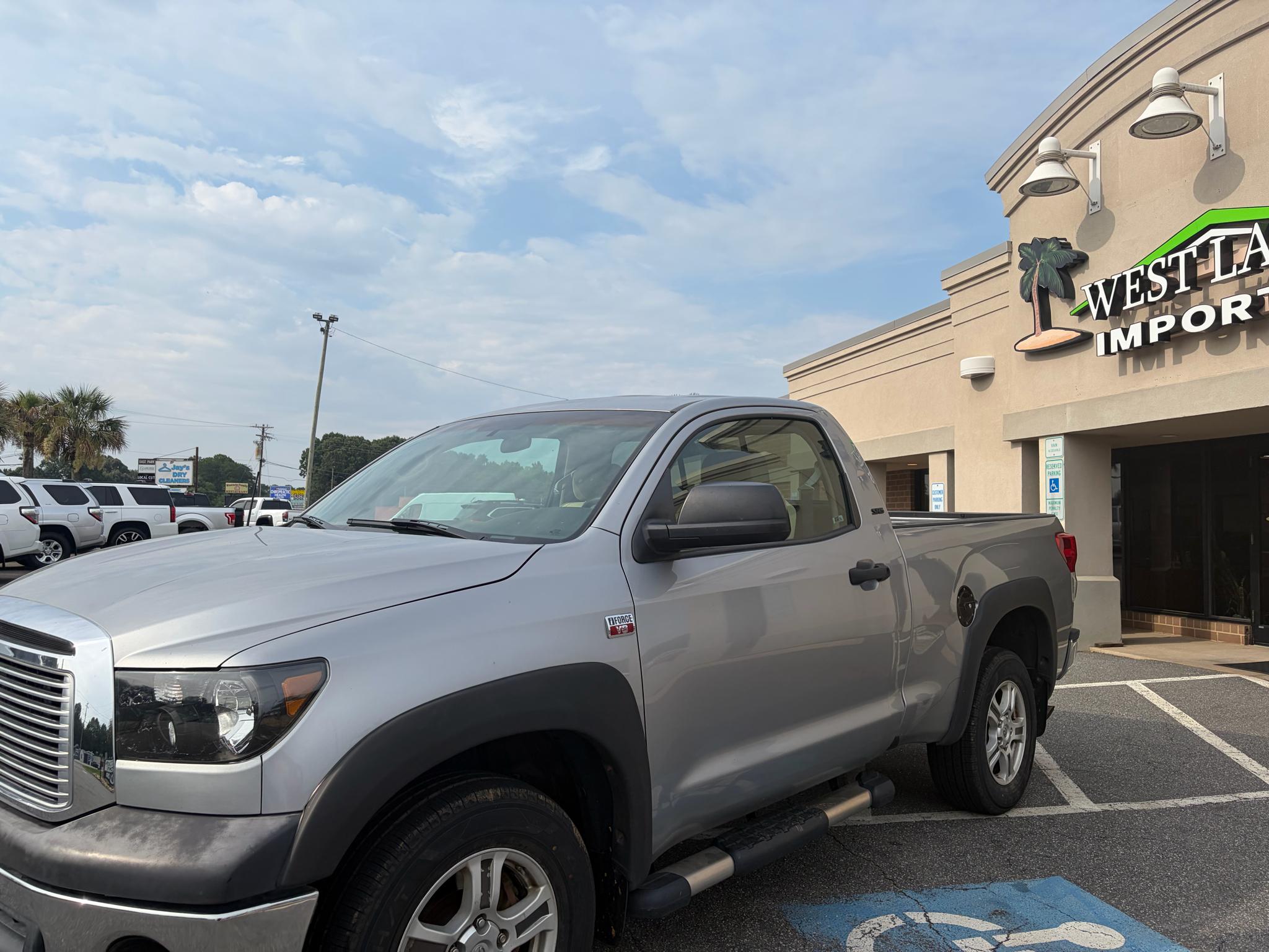 Toyota Tundra 4WD Reg 126.8" 4.7L V8 (Natl) 2007