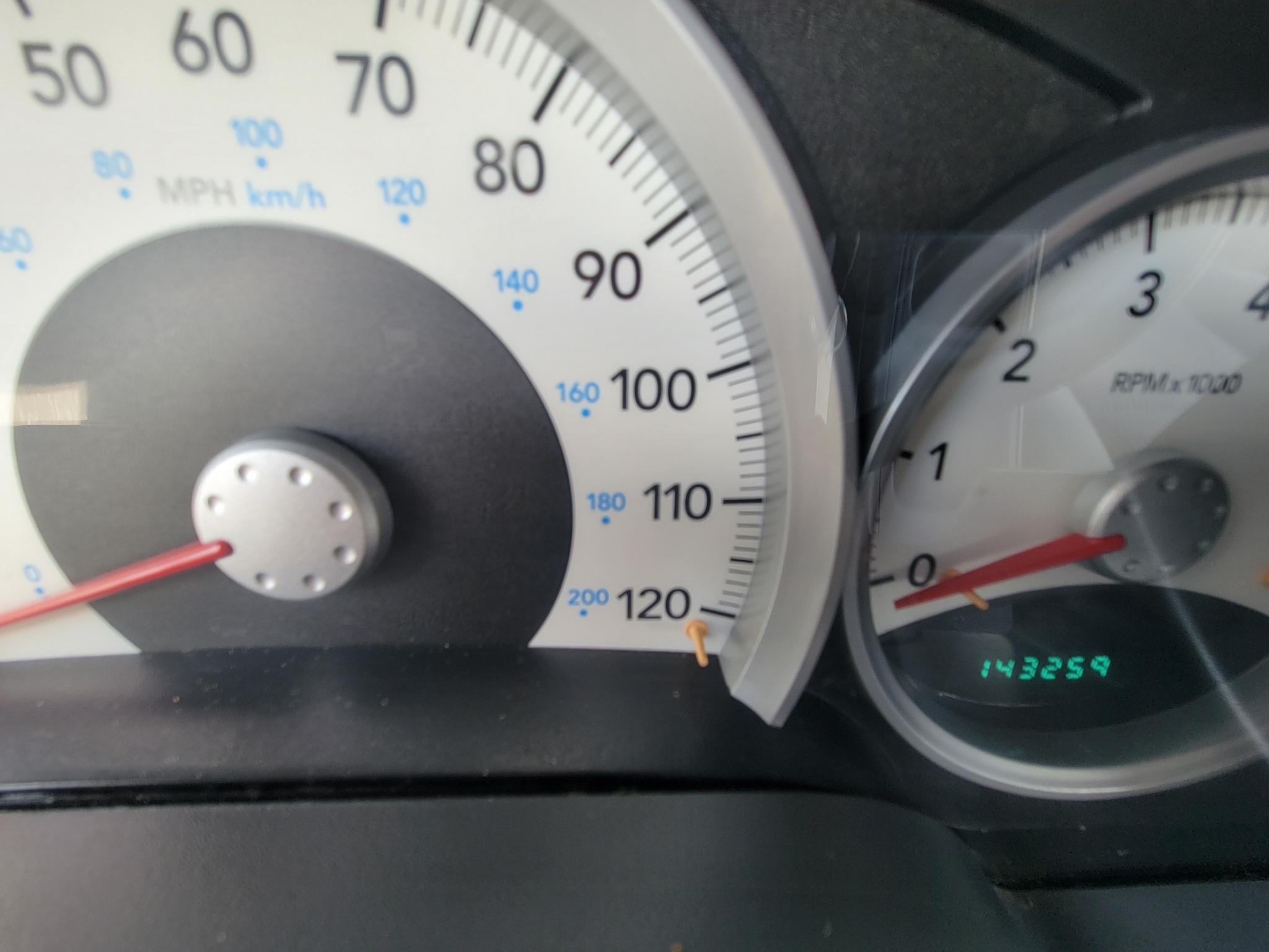 Dodge Dakota 2WD Quad Cab 131" SLT 2007