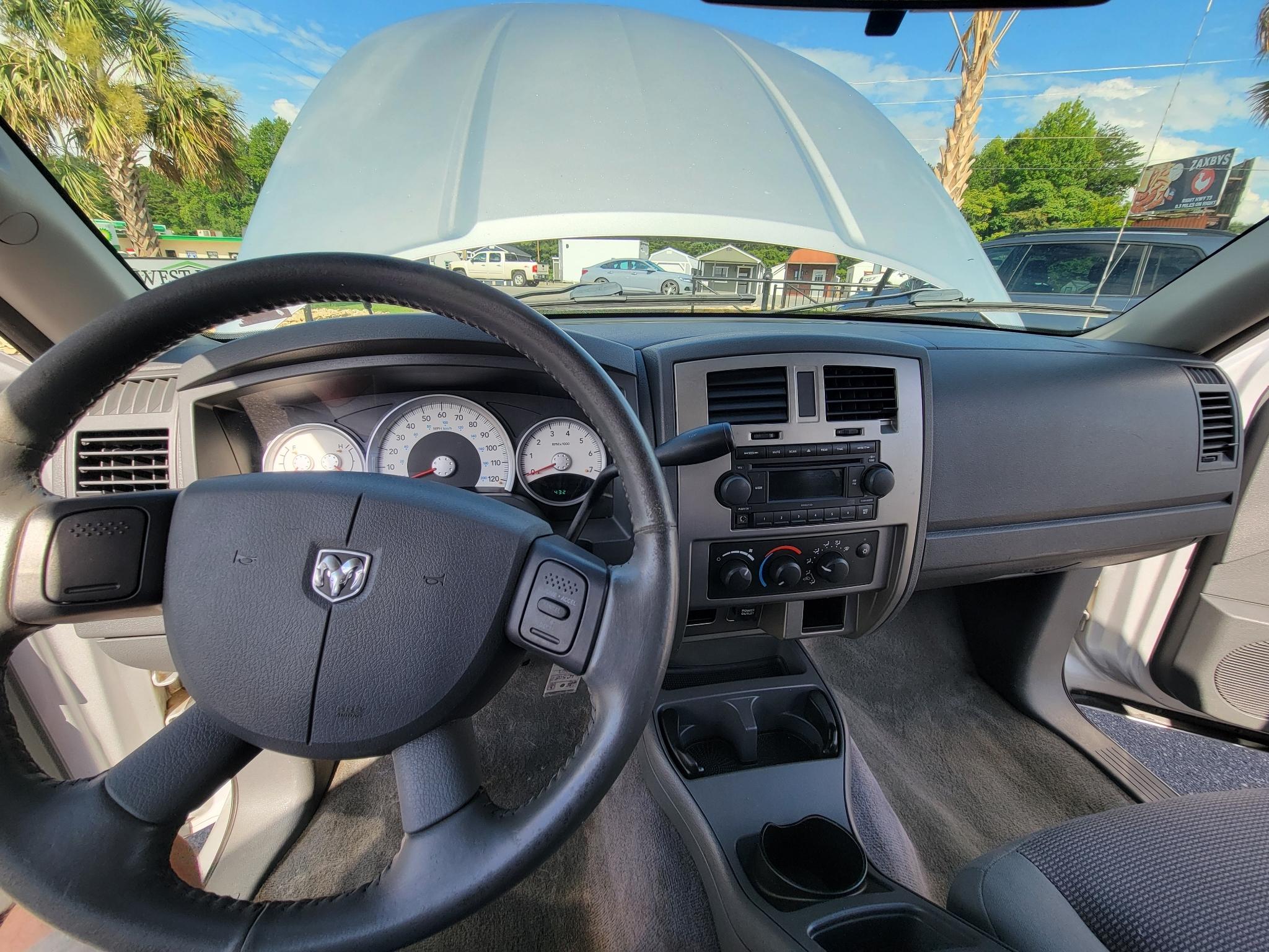 Dodge Dakota 2WD Quad Cab 131" SLT 2007