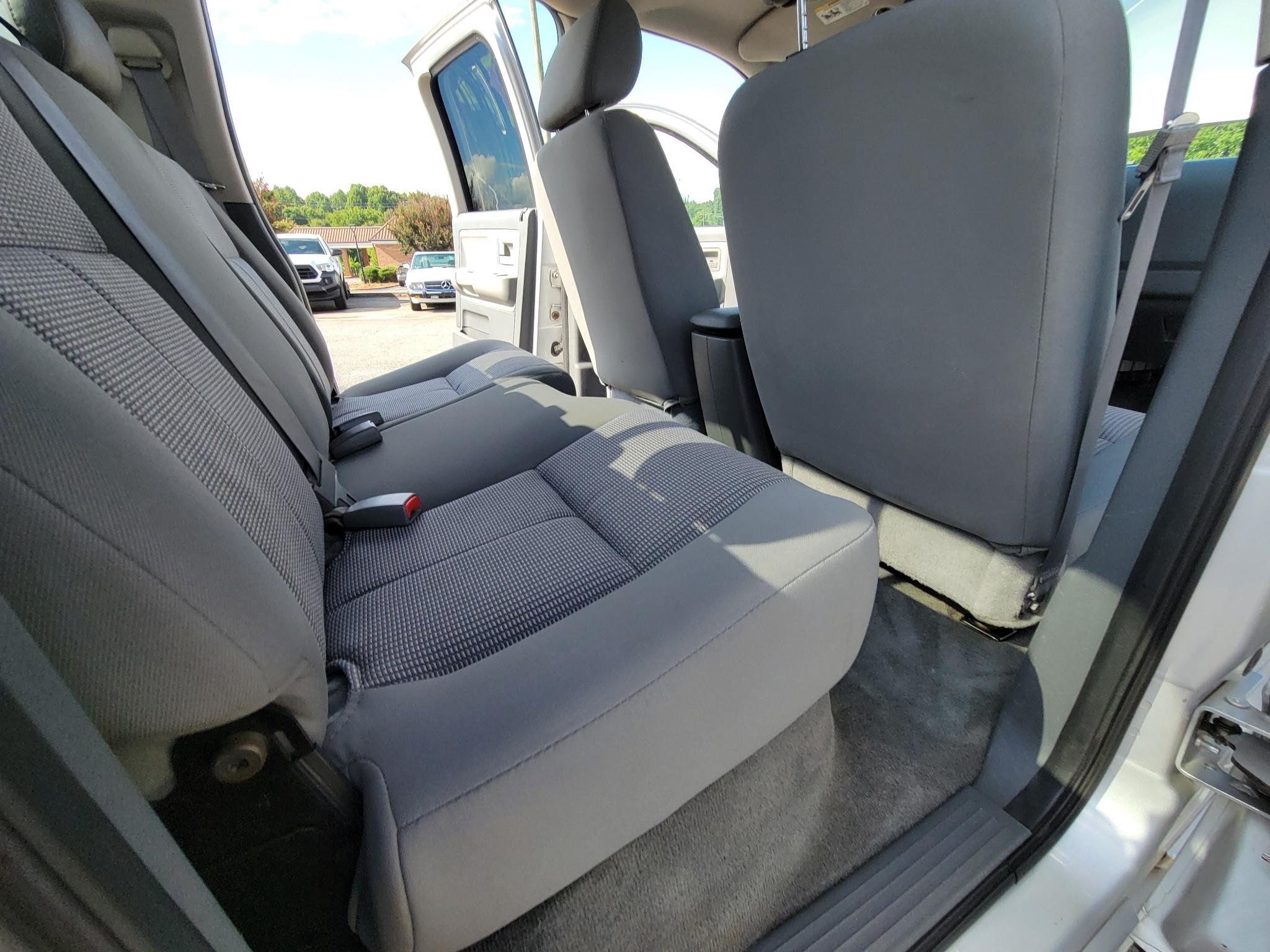 Dodge Dakota 2WD Quad Cab 131" SLT 2007