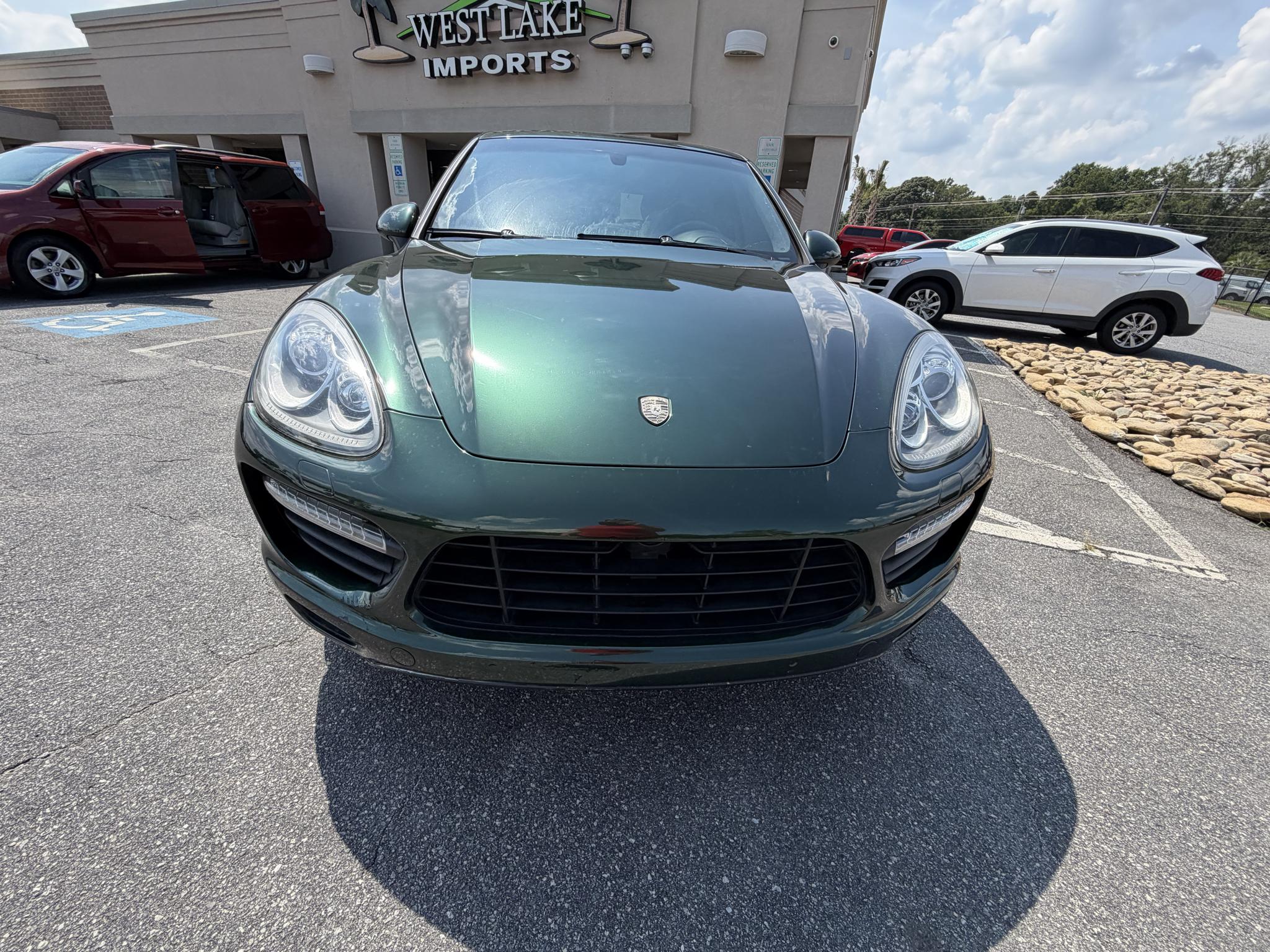 Porsche Cayenne AWD 4dr Turbo 2012