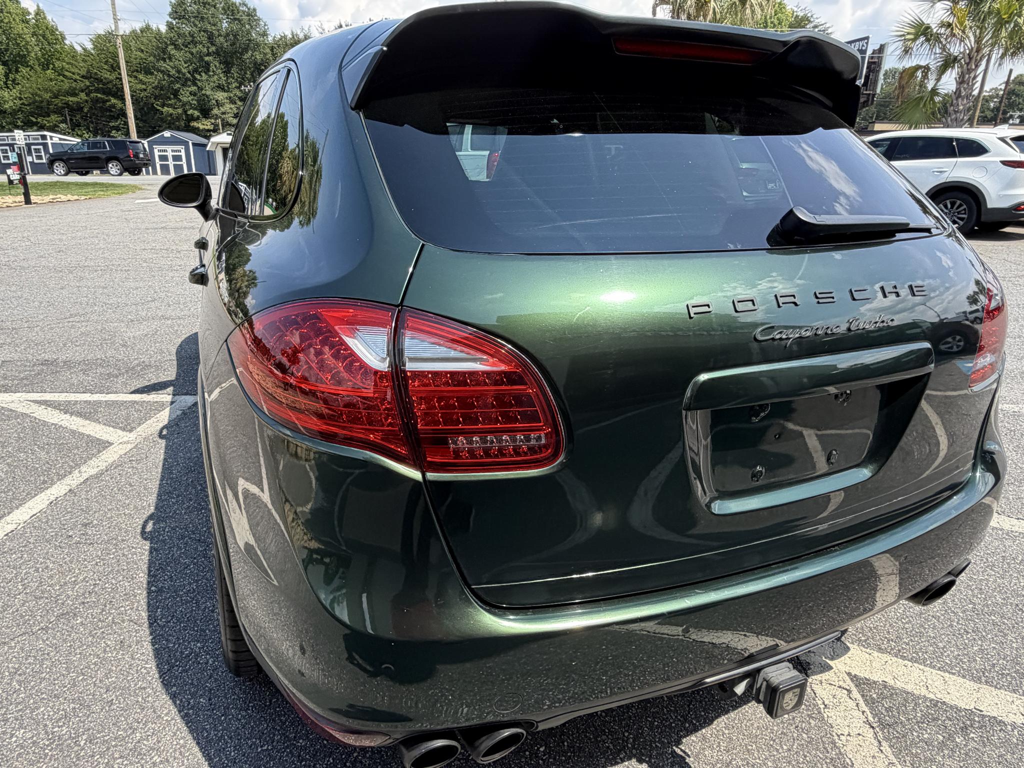 Porsche Cayenne AWD 4dr Turbo 2012