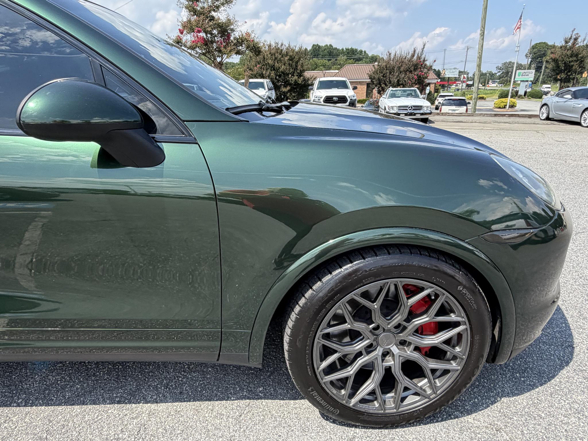 Porsche Cayenne AWD 4dr Turbo 2012