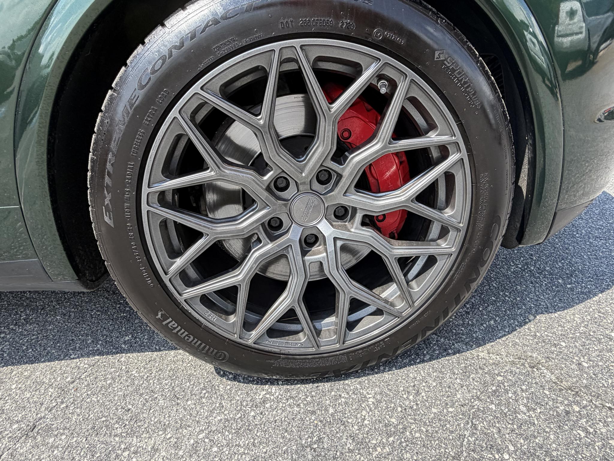 Porsche Cayenne AWD 4dr Turbo 2012