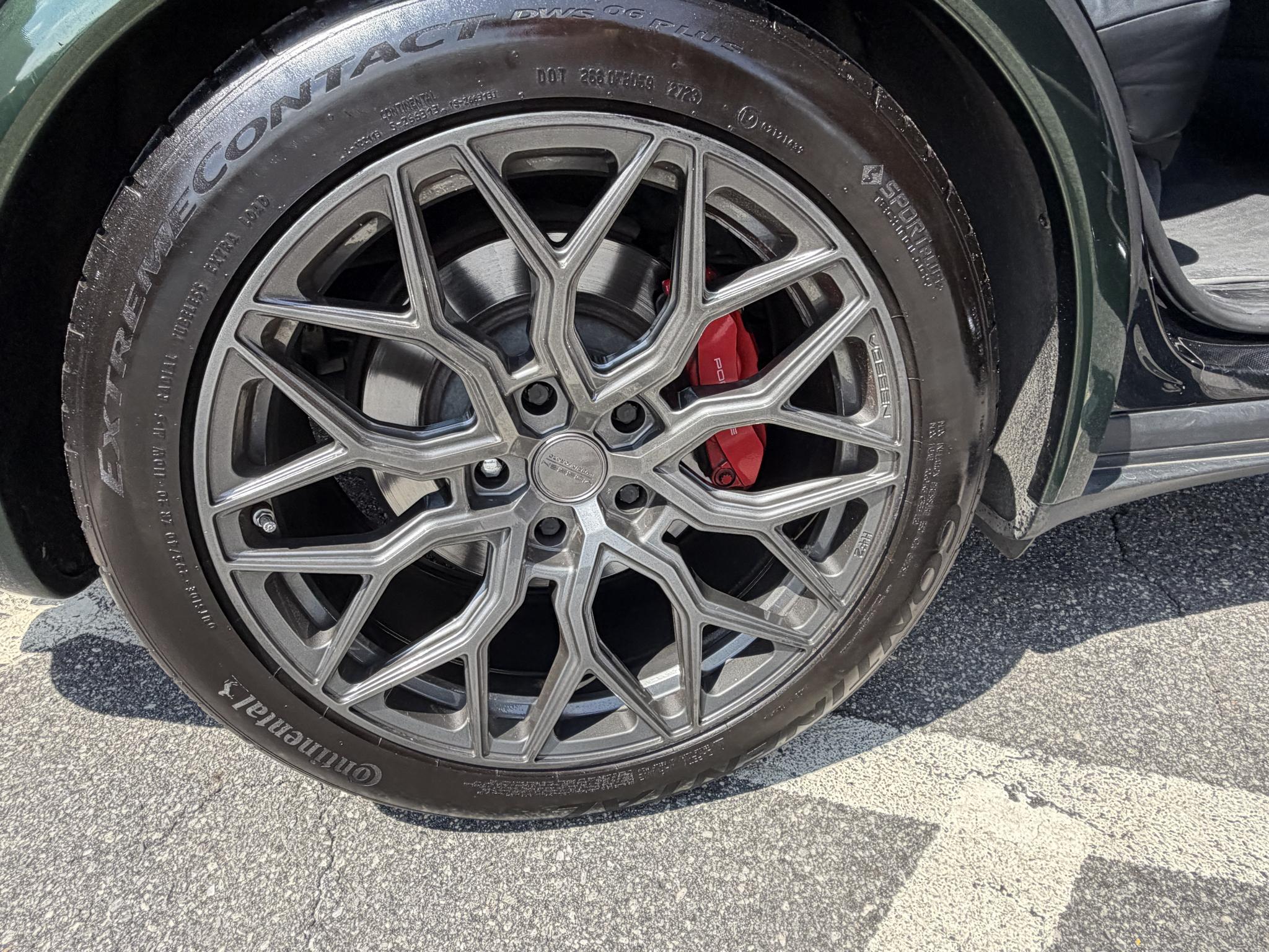 Porsche Cayenne AWD 4dr Turbo 2012