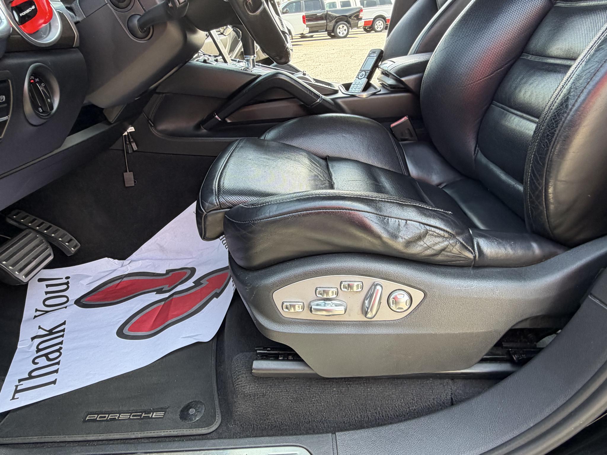 Porsche Cayenne AWD 4dr Turbo 2012