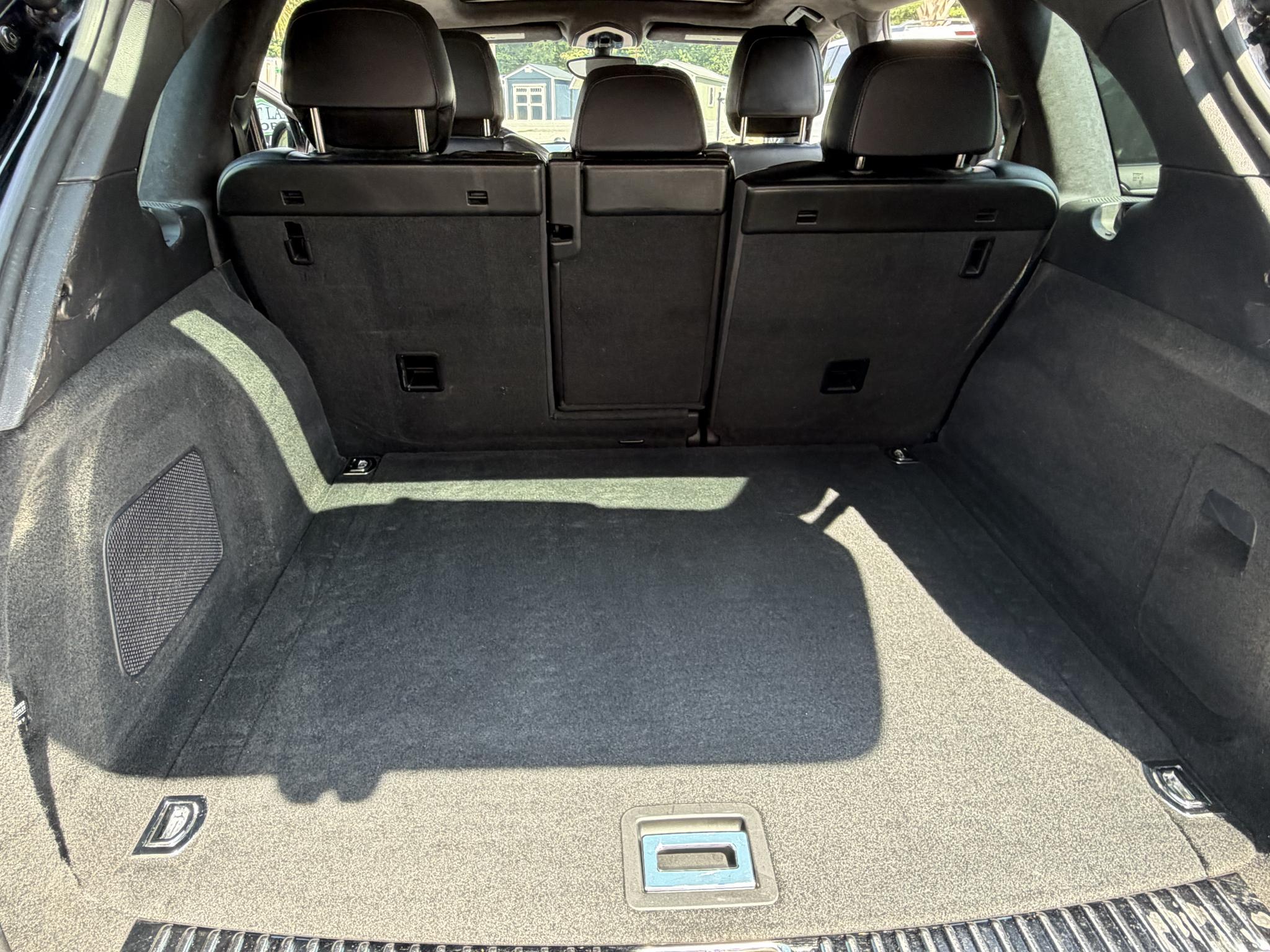 Porsche Cayenne AWD 4dr Turbo 2012