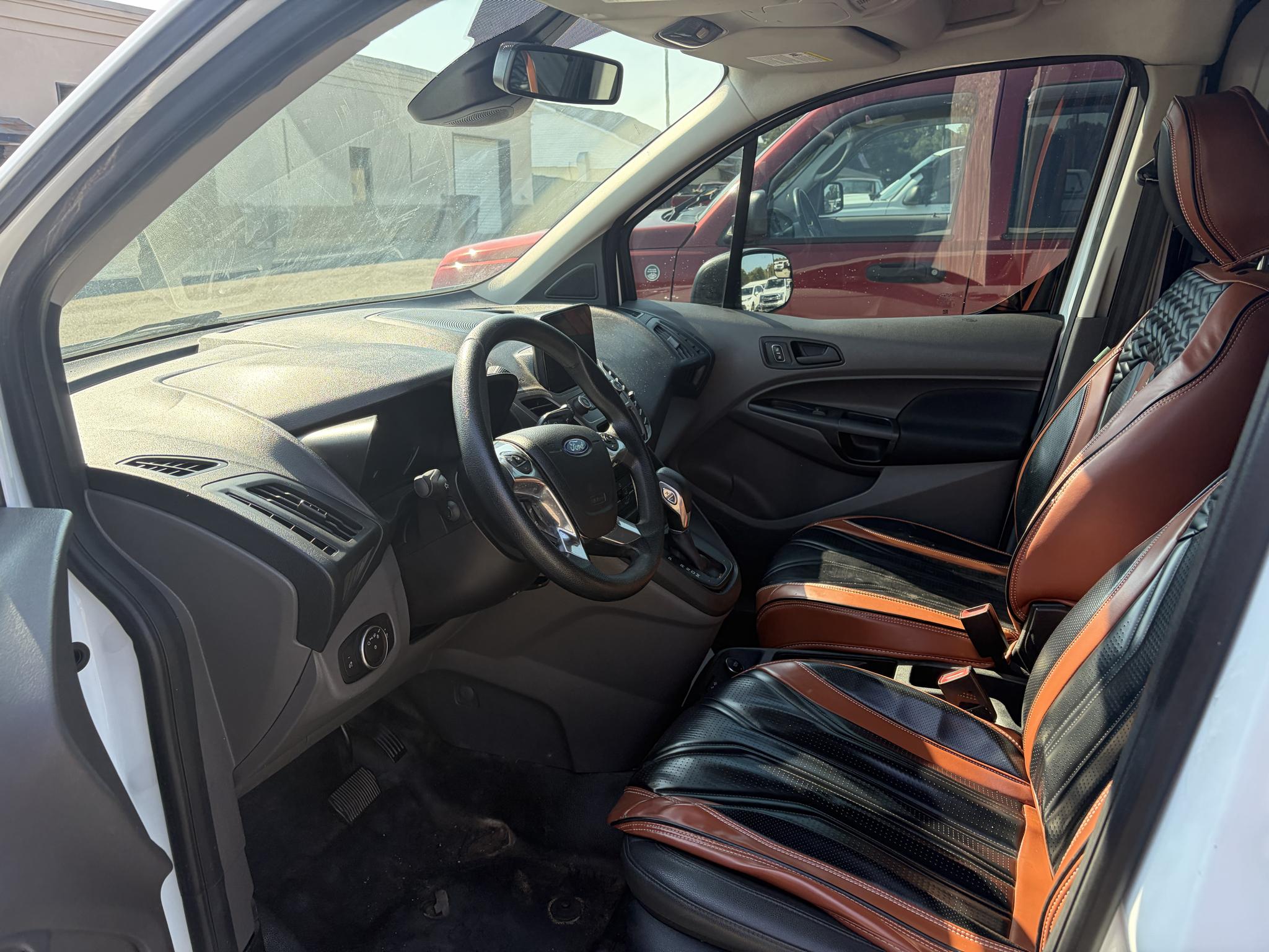 Ford Transit Connect Van XL LWB w/Rear Symmetrical Doors 2020