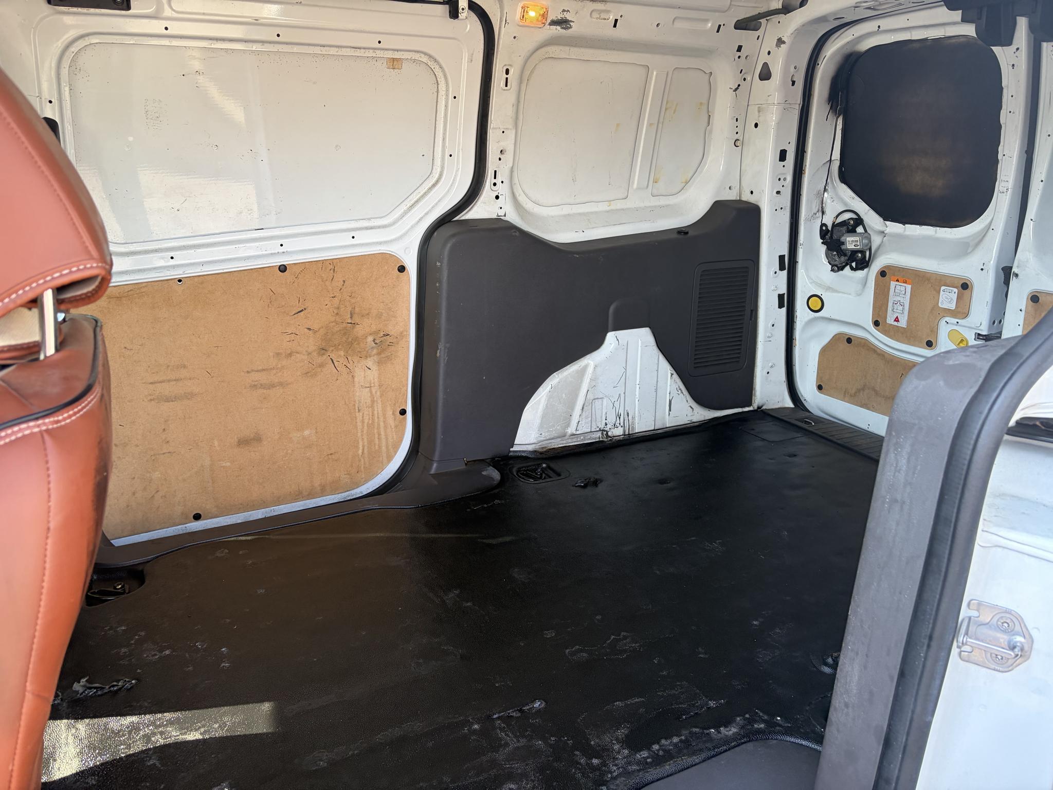 Ford Transit Connect Van XL LWB w/Rear Symmetrical Doors 2020