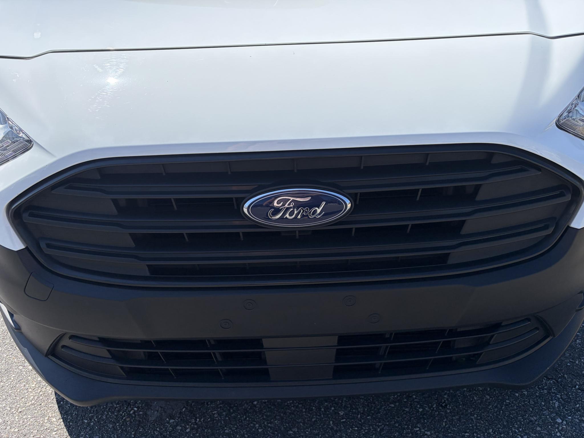 Ford Transit Connect Van XL LWB w/Rear Symmetrical Doors 2023