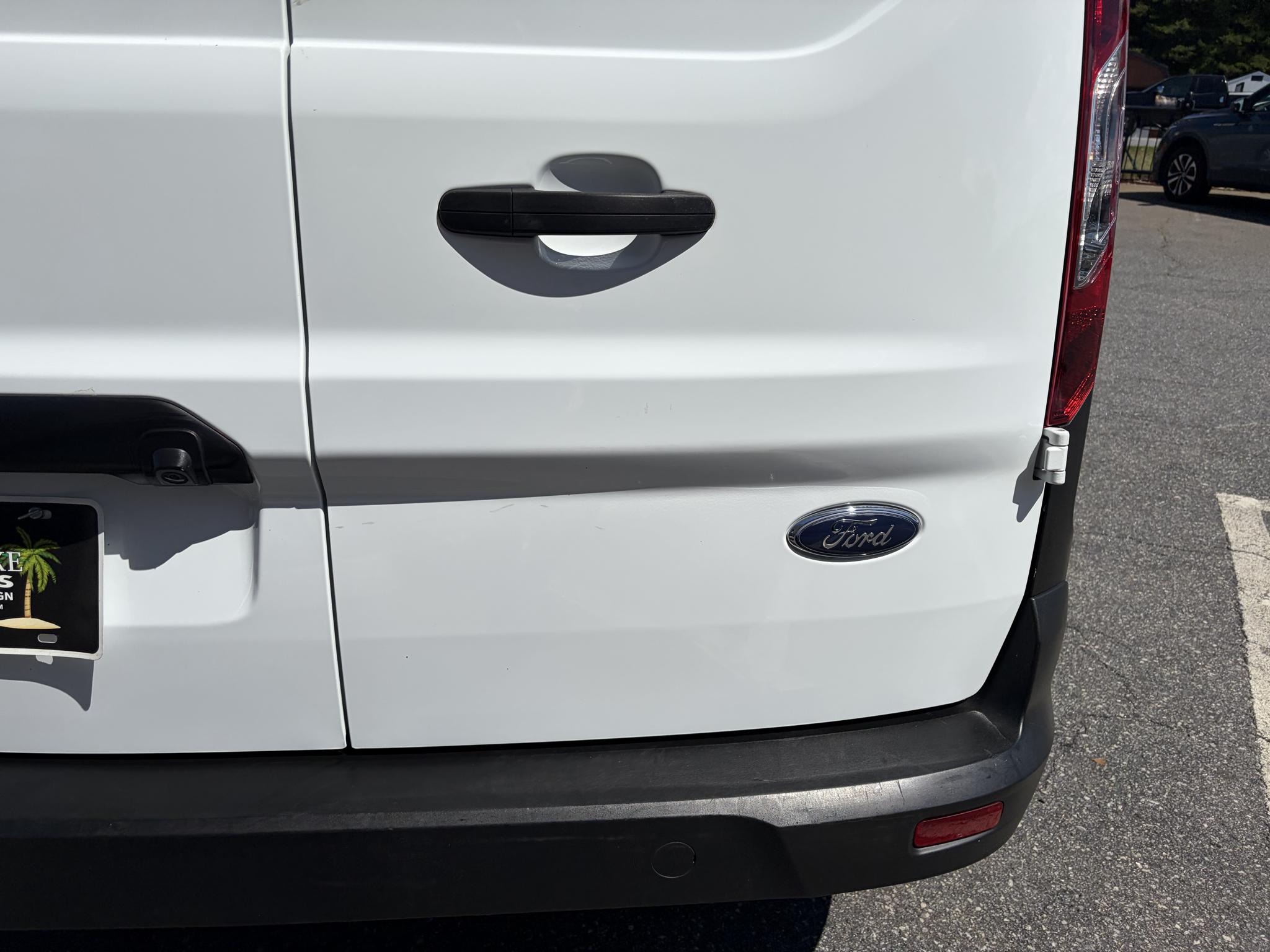 Ford Transit Connect Van XL LWB w/Rear Symmetrical Doors 2023