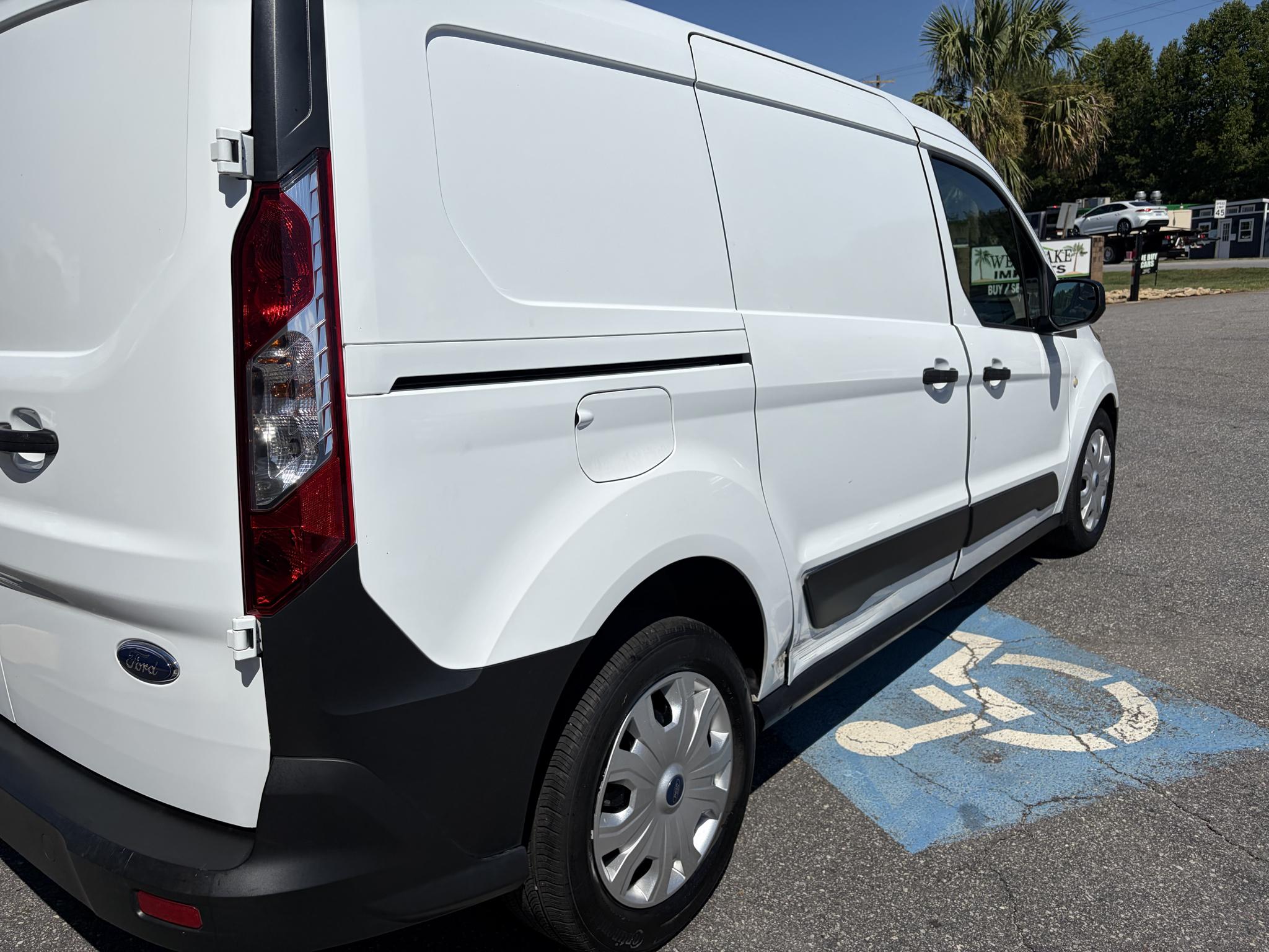 Ford Transit Connect Van XL LWB w/Rear Symmetrical Doors 2023