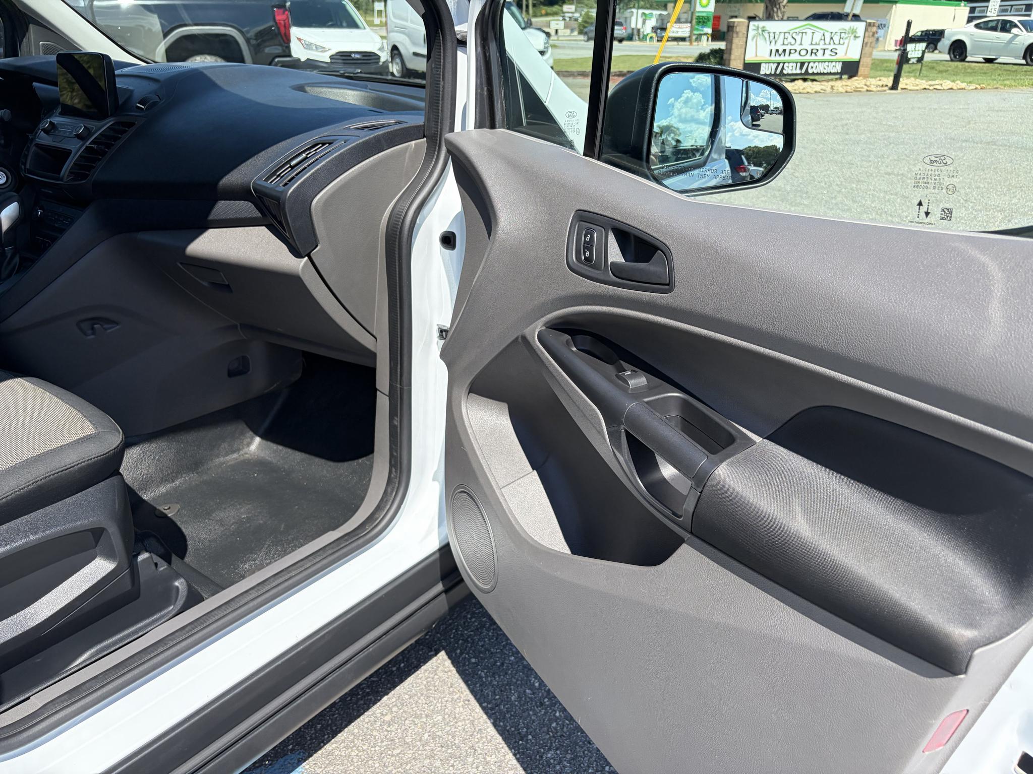 Ford Transit Connect Van XL LWB w/Rear Symmetrical Doors 2023