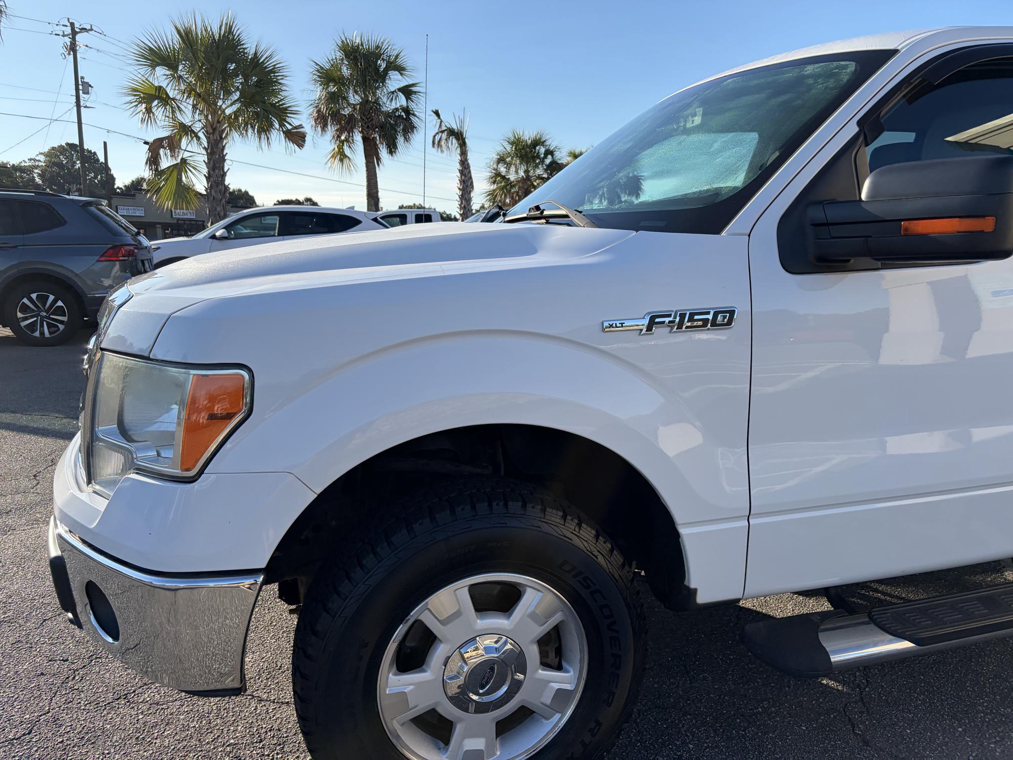 Ford F-150 4WD SuperCrew 145" Platinum 2014