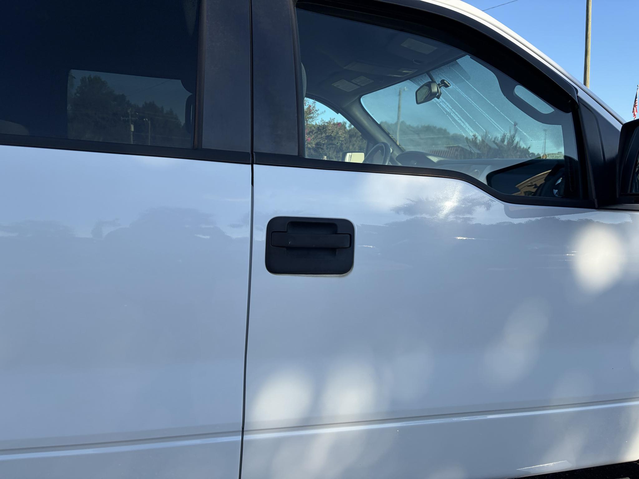 Ford F-150 4WD SuperCrew 145" Platinum 2014