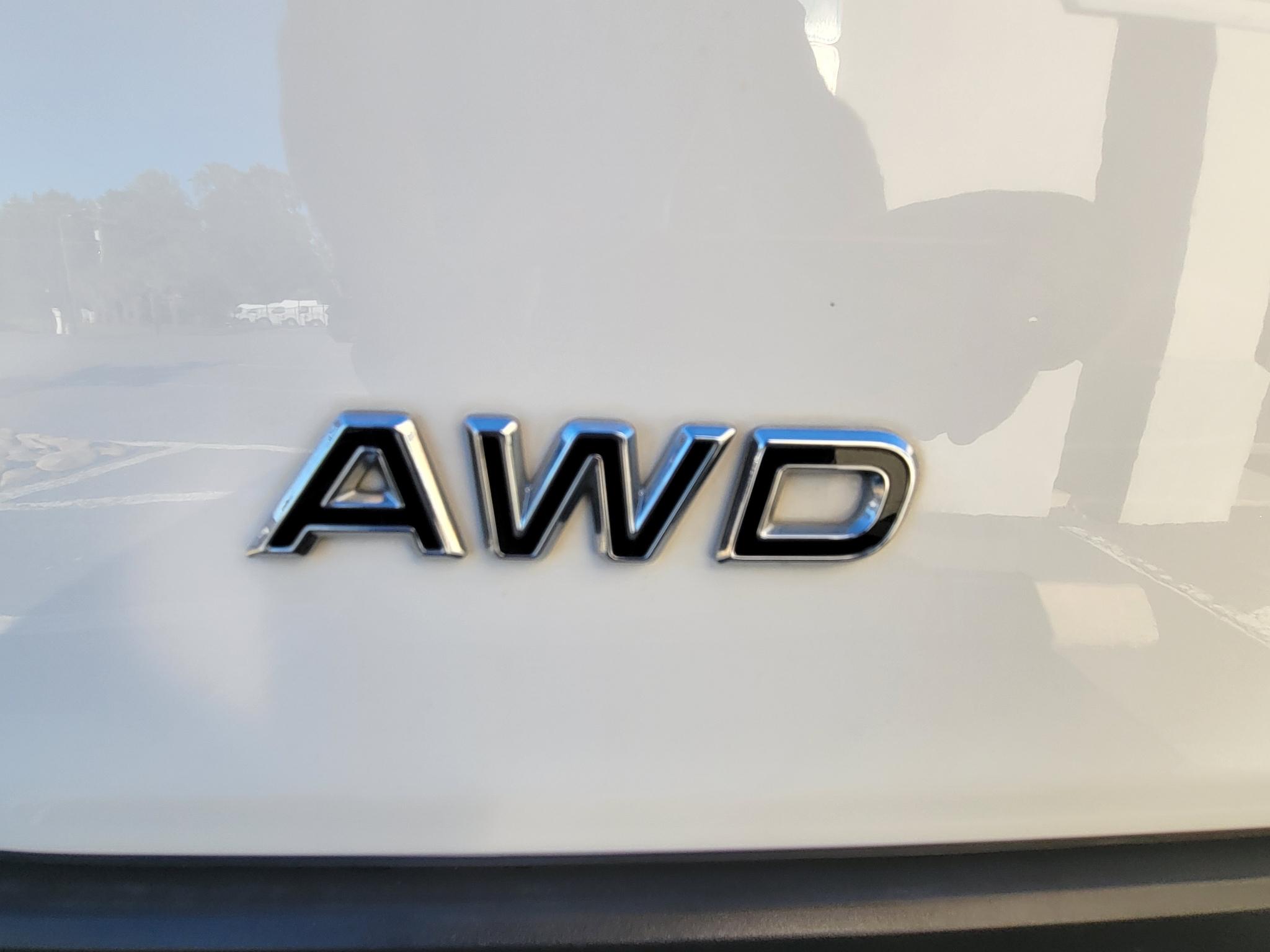Ford Transit Cargo Van T-250 130" Med Rf 9070 GVWR AWD 2022