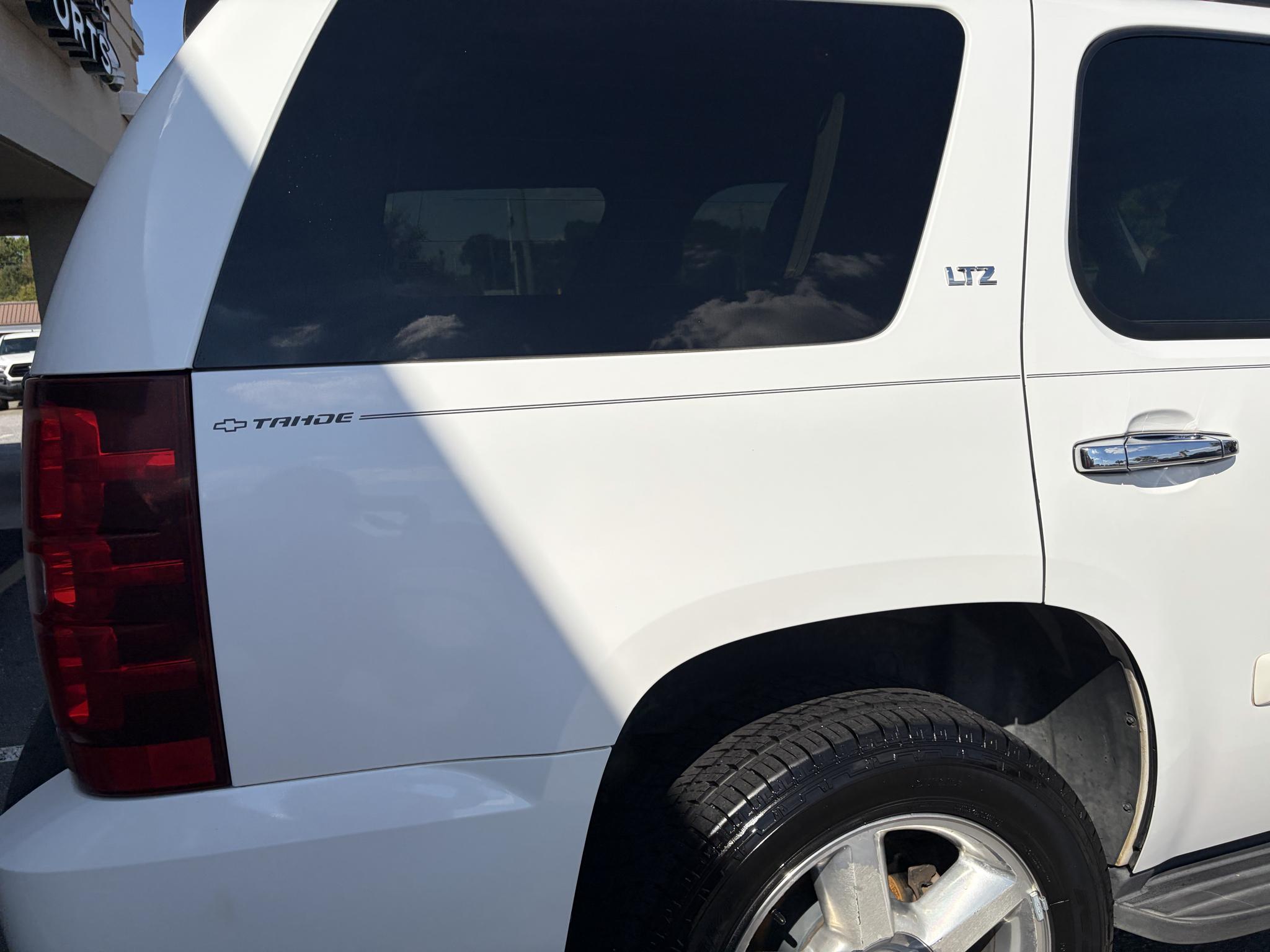 Chevrolet Tahoe 4WD 4dr 1500 LTZ 2008