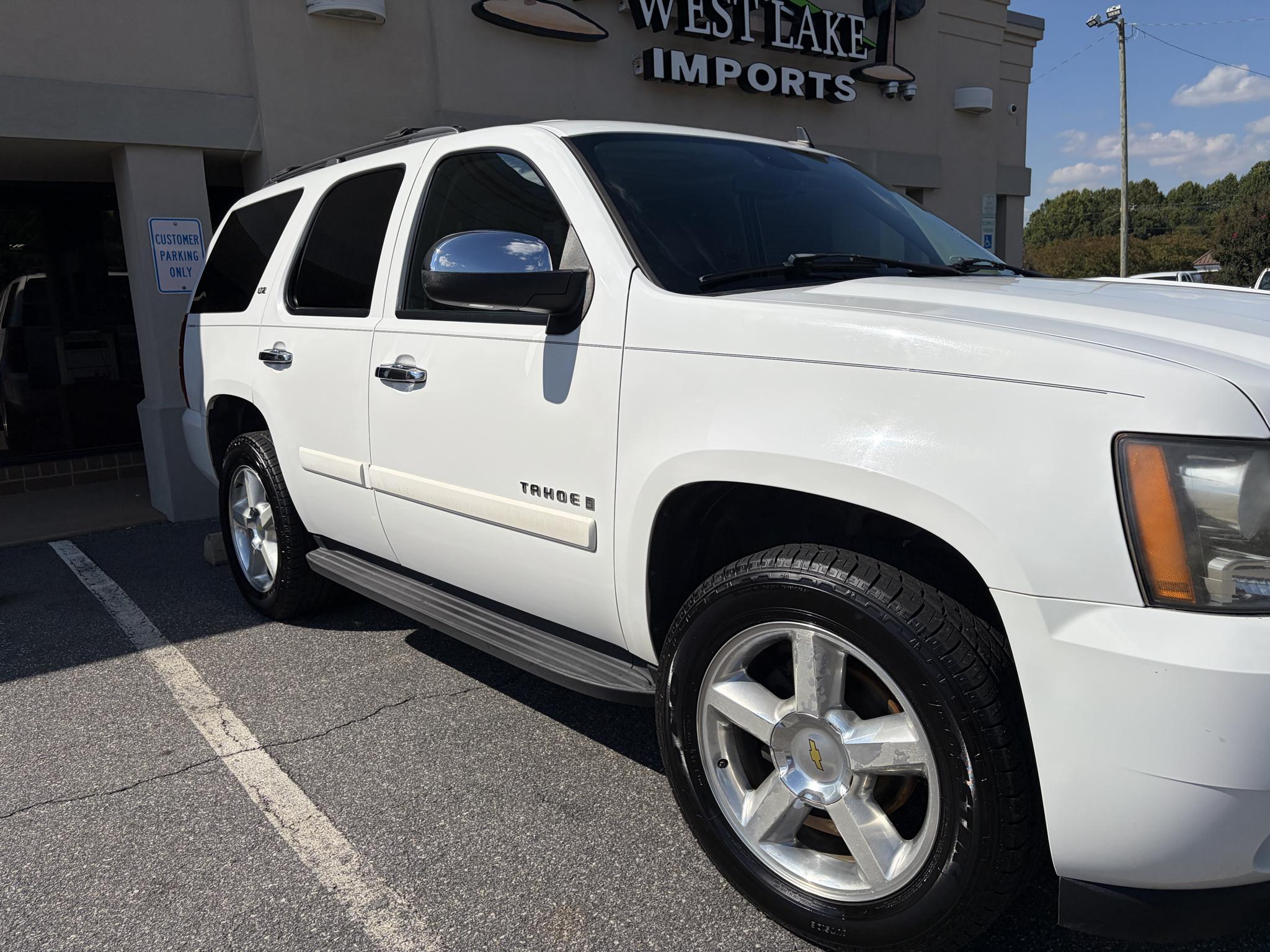 Chevrolet Tahoe 4WD 4dr 1500 LTZ 2008