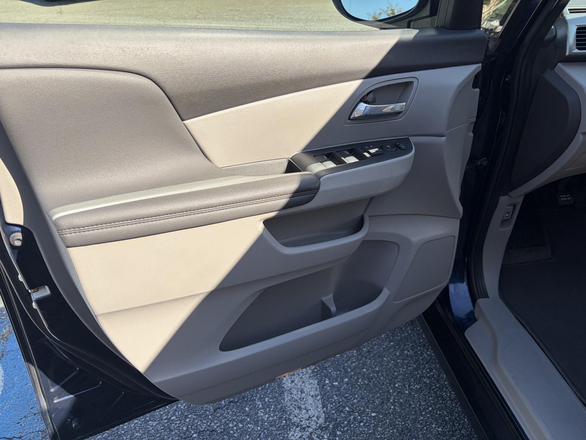 Honda Odyssey 5dr EX-L 2016
