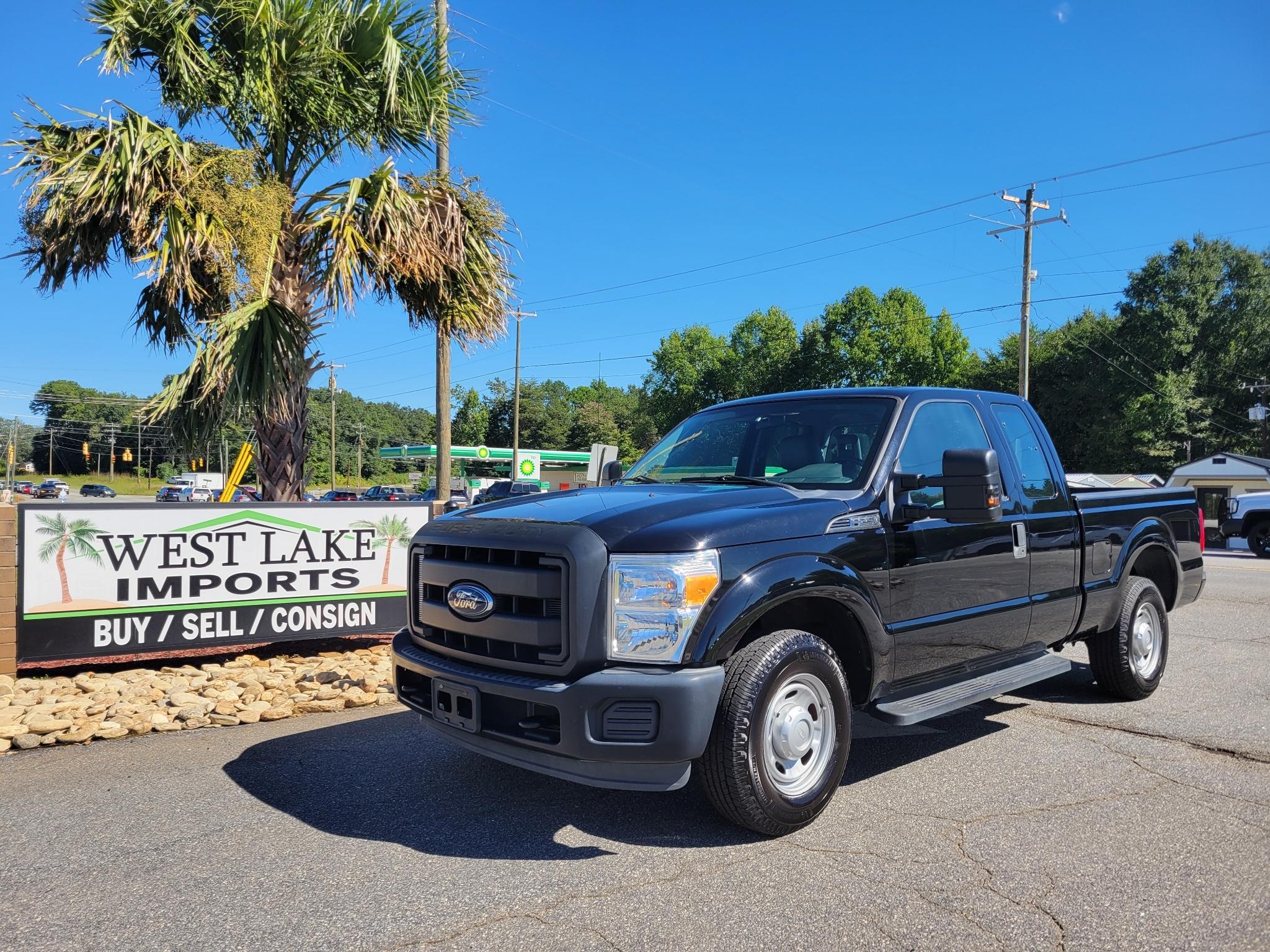 2016 Ford Super Duty F-250 SRW 2WD Reg Cab 137" XLT
