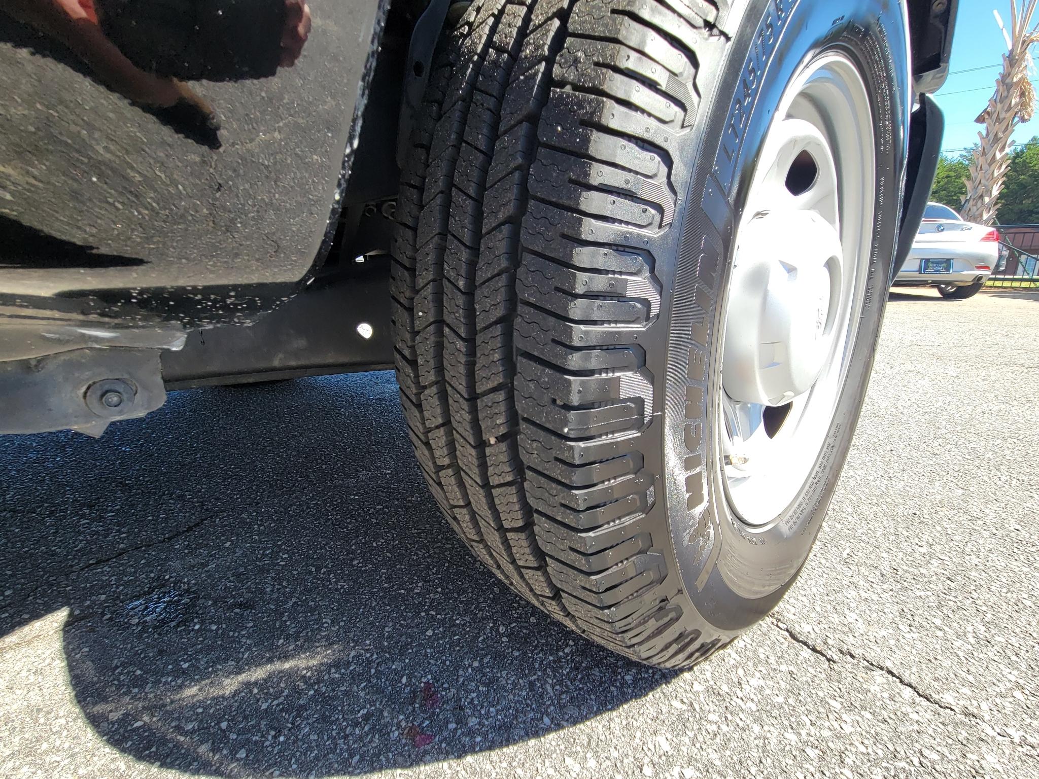 Ford Super Duty F-250 SRW 2WD Reg Cab 137" XLT 2016