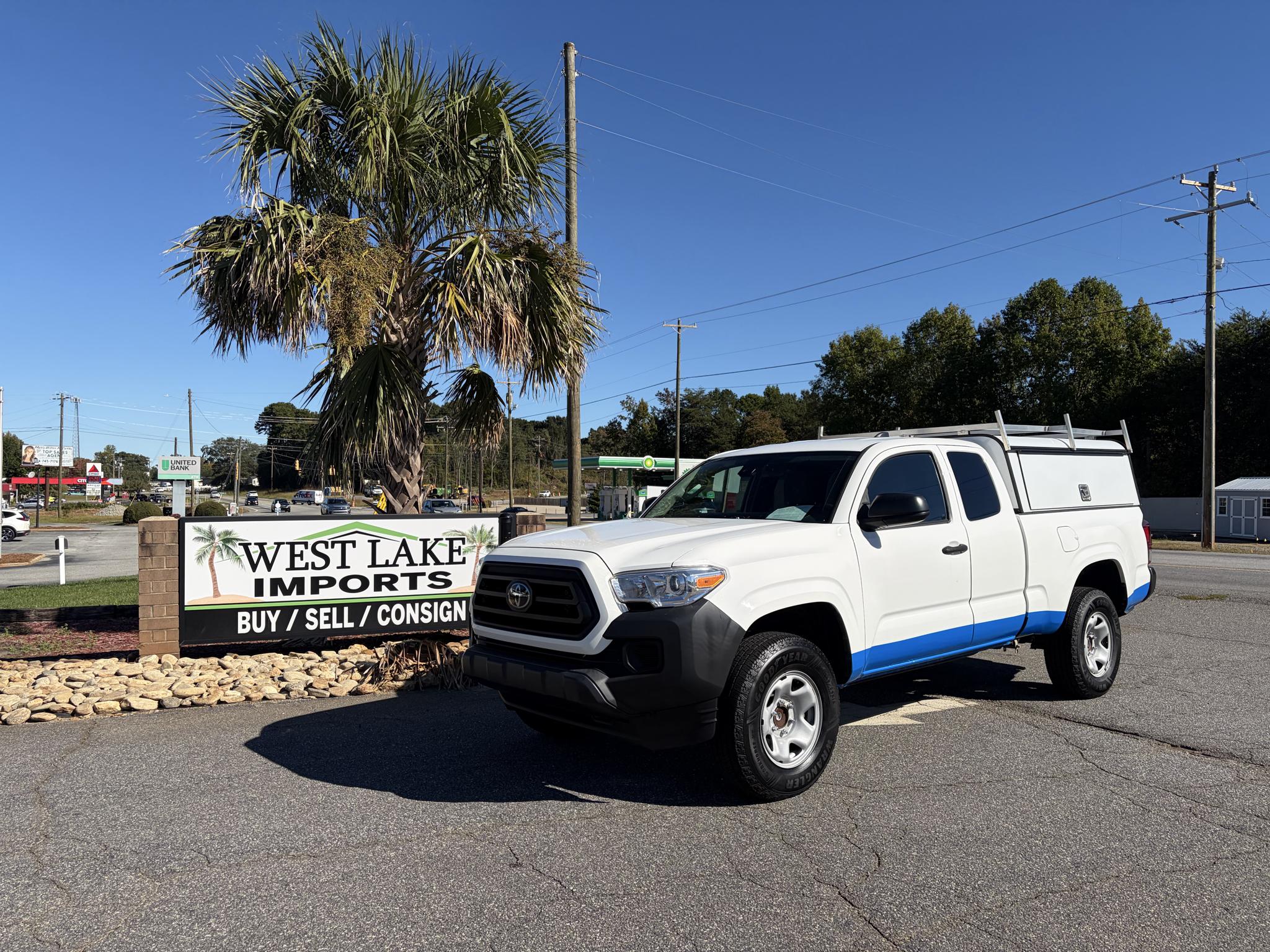 Toyota Tacoma 2WD SR5 Access Cab 6' Bed I4 AT (Natl) 2022