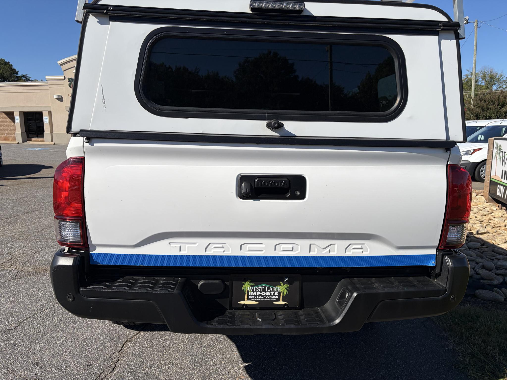 Toyota Tacoma 2WD SR5 Access Cab 6' Bed I4 AT (Natl) 2022