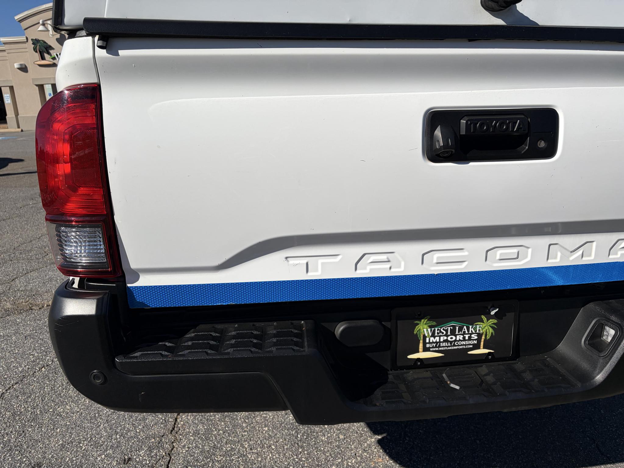 Toyota Tacoma 2WD SR5 Access Cab 6' Bed I4 AT (Natl) 2022