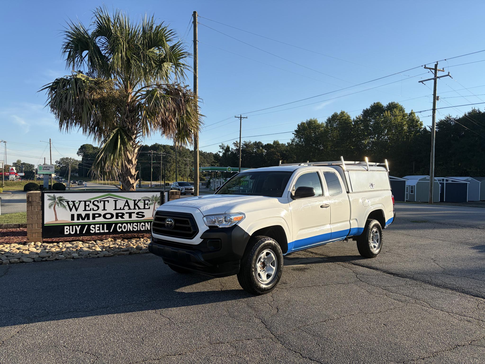 Toyota Tacoma 2WD SR5 Access Cab 6' Bed I4 AT (Natl) 2022