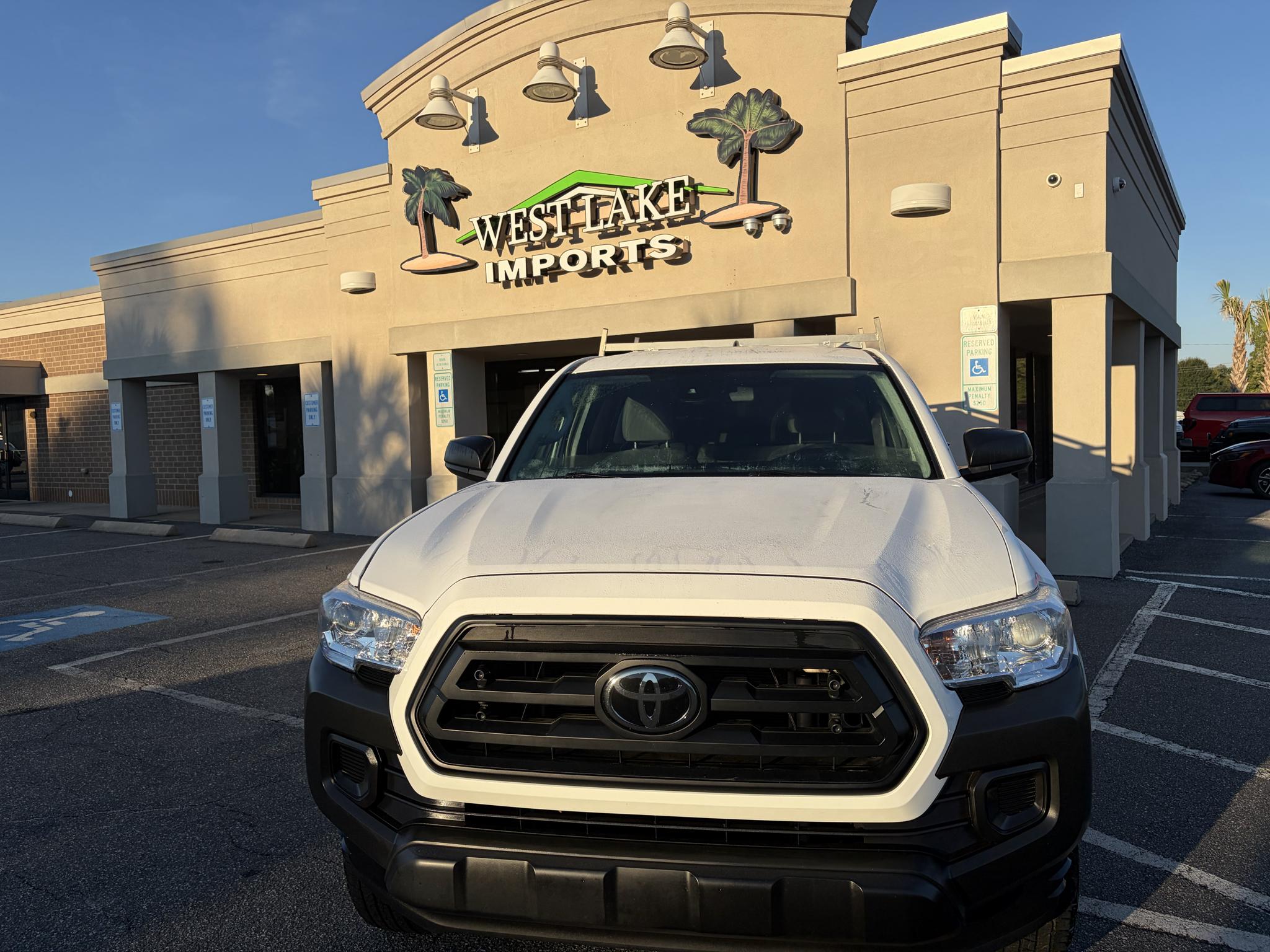 Toyota Tacoma 2WD SR5 Access Cab 6' Bed I4 AT (Natl) 2022
