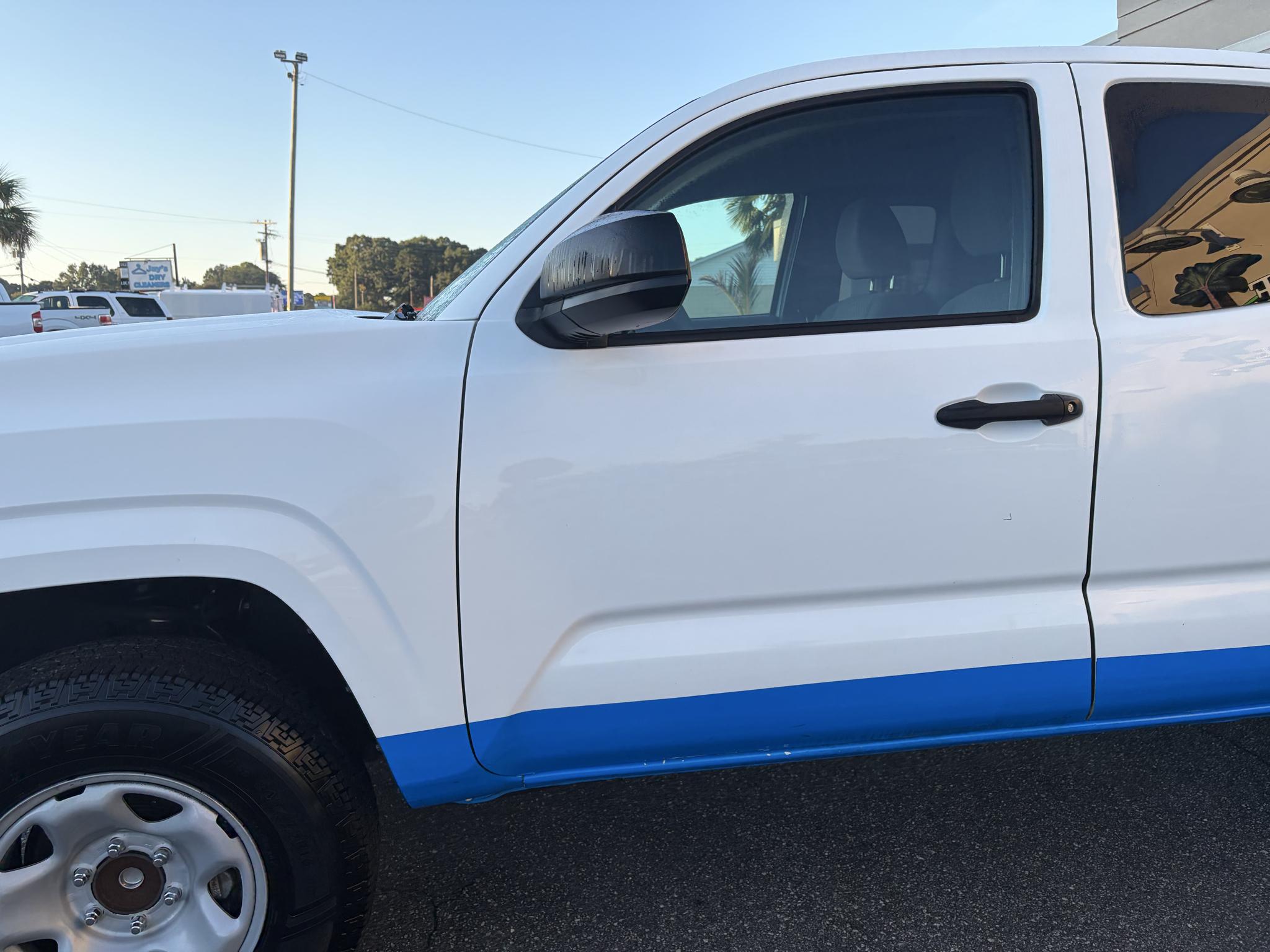 Toyota Tacoma 2WD SR5 Access Cab 6' Bed I4 AT (Natl) 2022