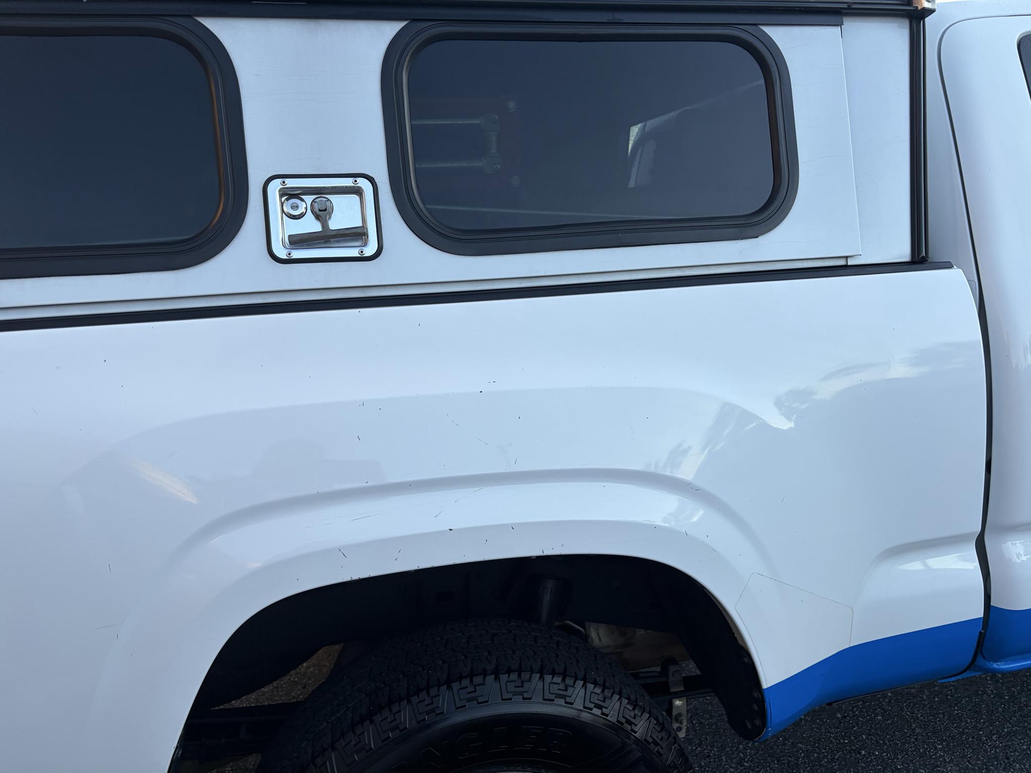 Toyota Tacoma 2WD SR5 Access Cab 6' Bed I4 AT (Natl) 2022