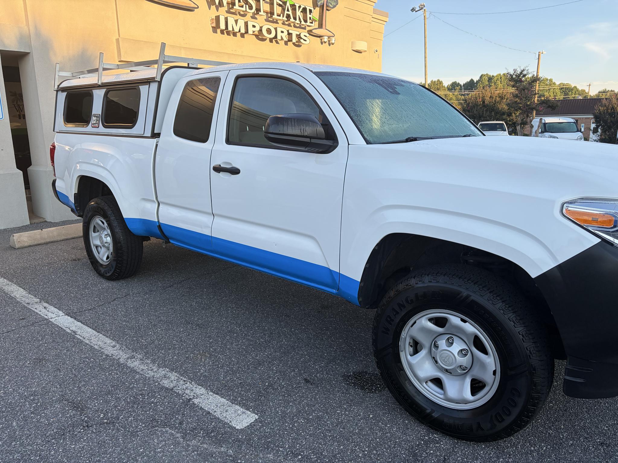 Toyota Tacoma 2WD SR5 Access Cab 6' Bed I4 AT (Natl) 2022