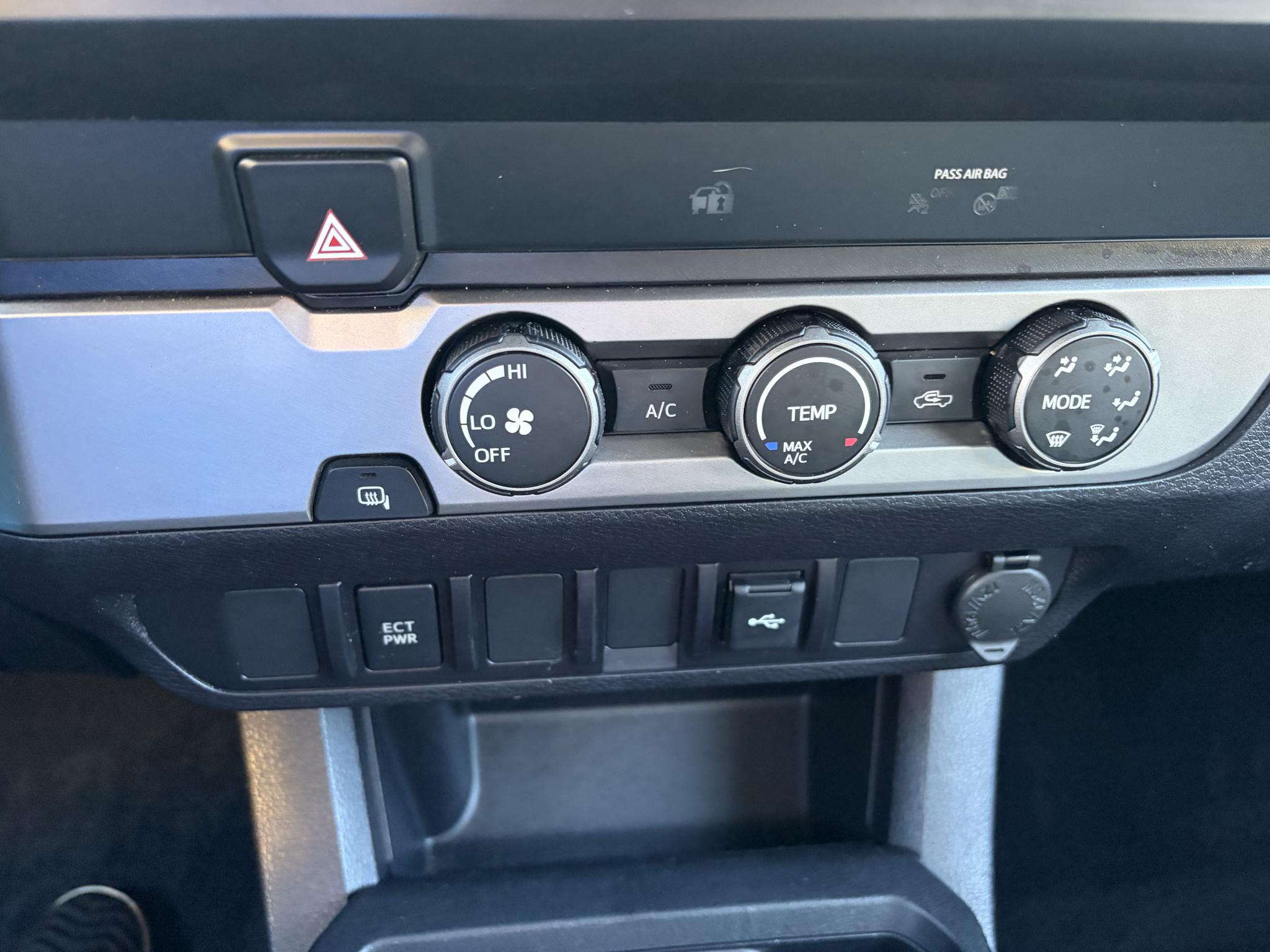 Toyota Tacoma 2WD SR5 Access Cab 6' Bed I4 AT (Natl) 2022