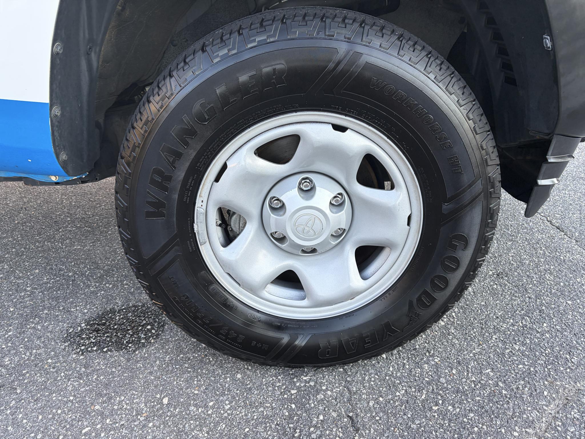 Toyota Tacoma 2WD SR5 Access Cab 6' Bed I4 AT (Natl) 2022