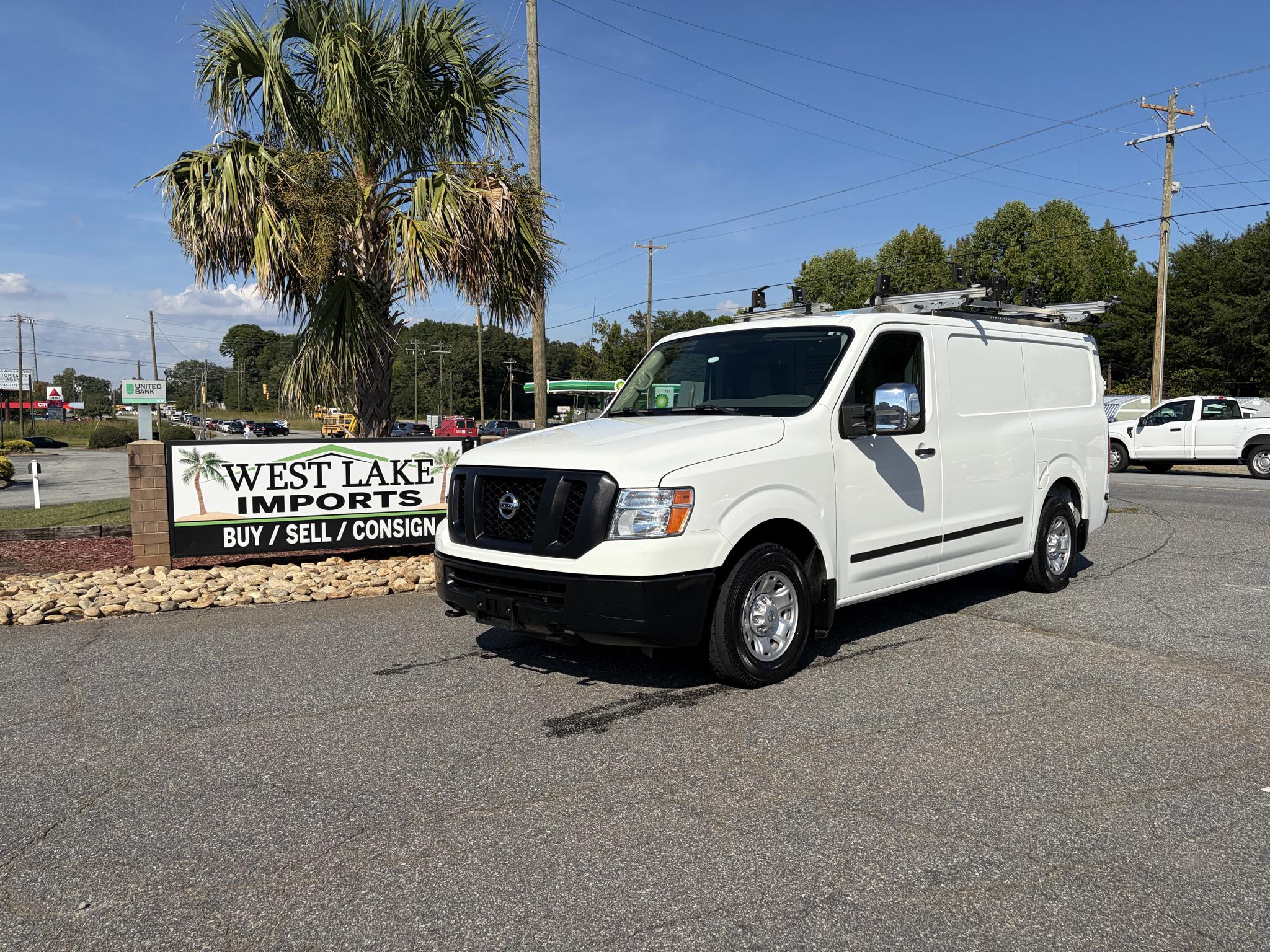 2020 Nissan NV Cargo NV2500 HD Standard Roof V8 SV