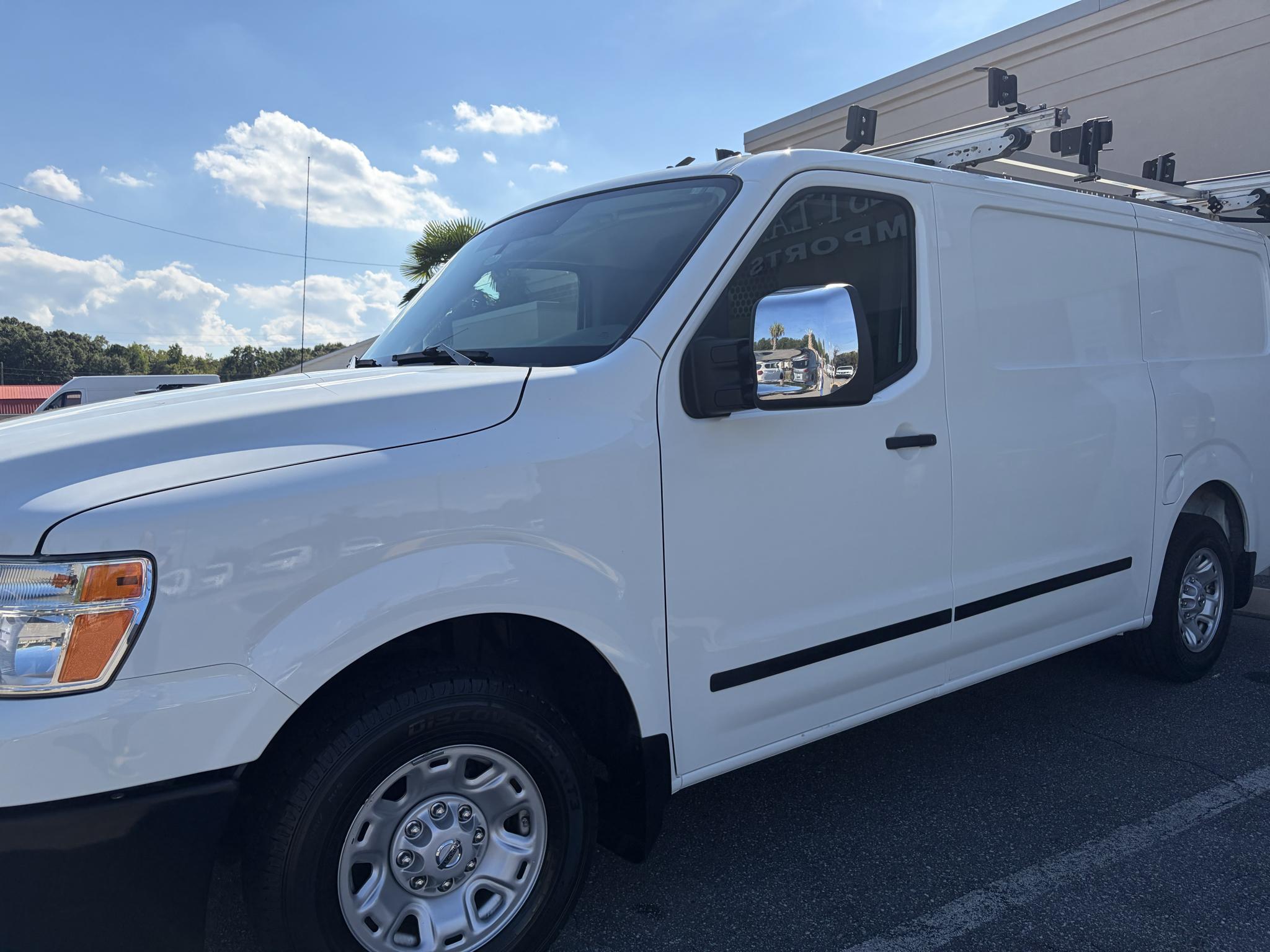 Nissan NV Cargo NV2500 HD Standard Roof V8 SV 2020