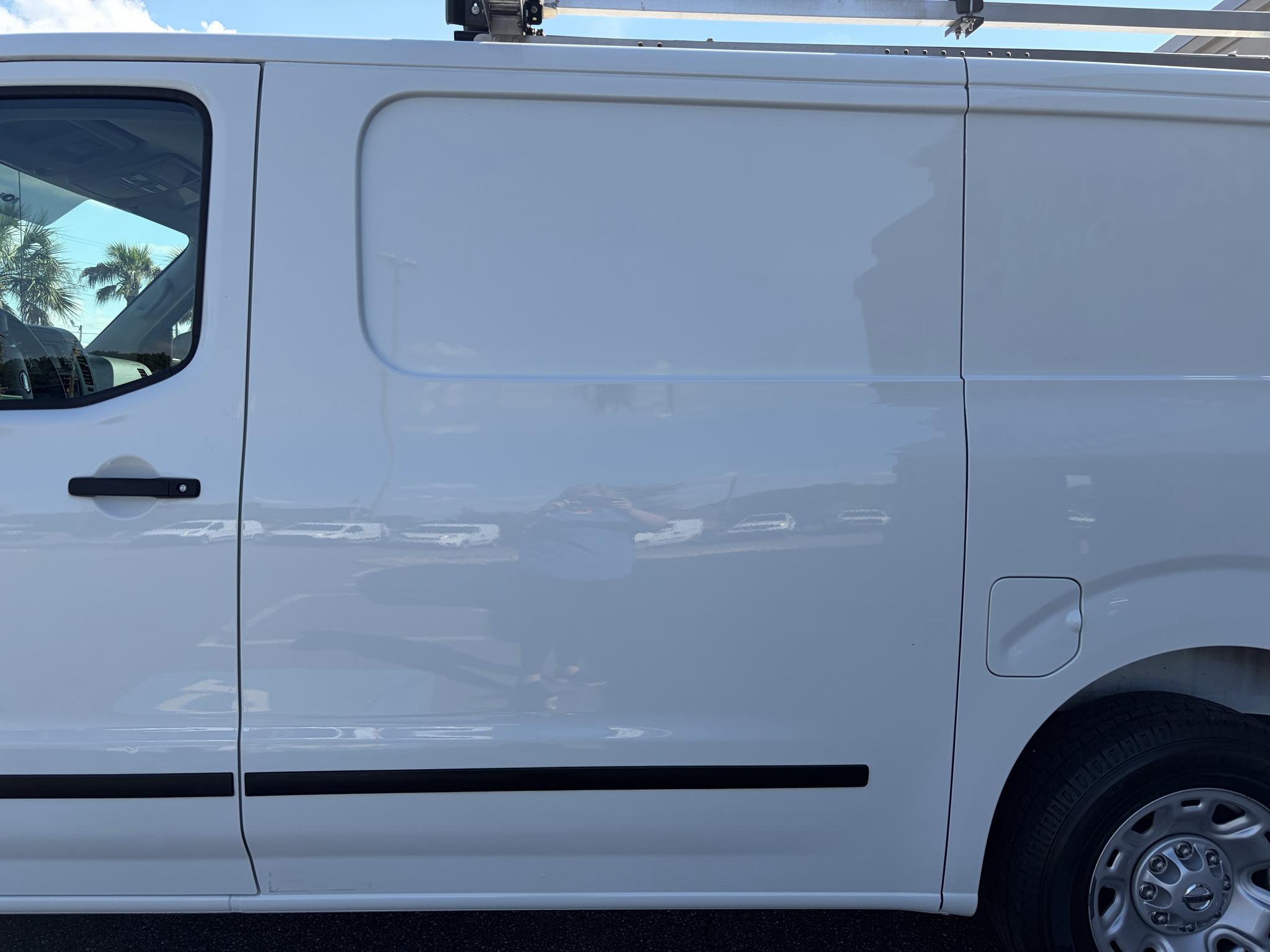 Nissan NV Cargo NV2500 HD Standard Roof V8 SV 2020