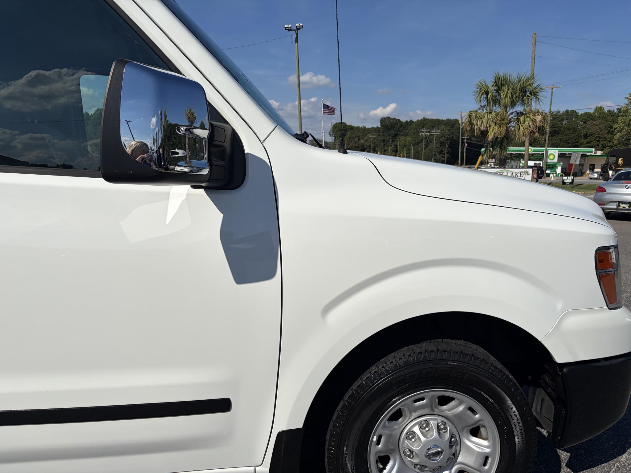 Nissan NV Cargo NV2500 HD Standard Roof V8 SV 2020