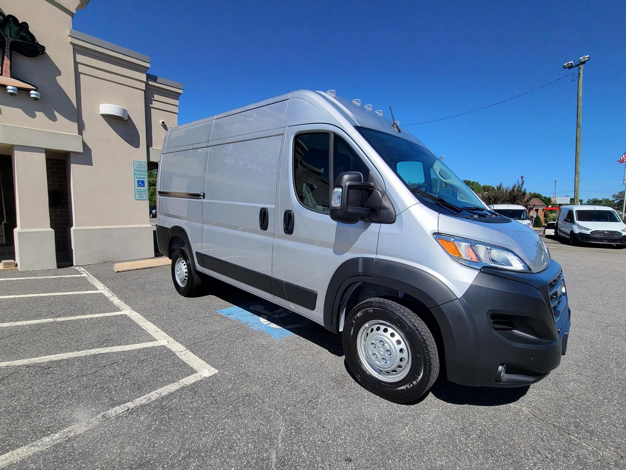 RAM ProMaster Cargo Van Tradesman 1500 High Roof 136" WB w/Pass Seat 2026