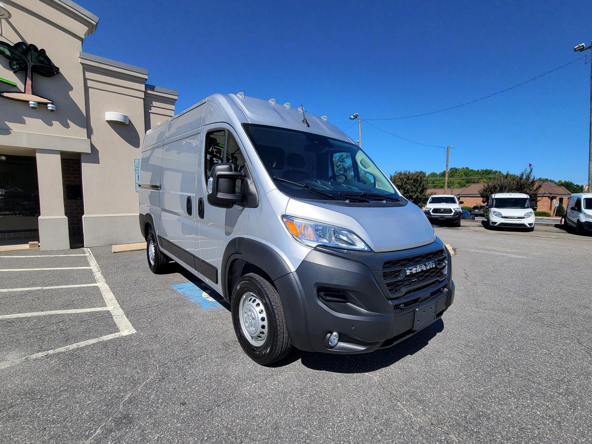 RAM ProMaster Cargo Van Tradesman 1500 High Roof 136" WB w/Pass Seat 2026