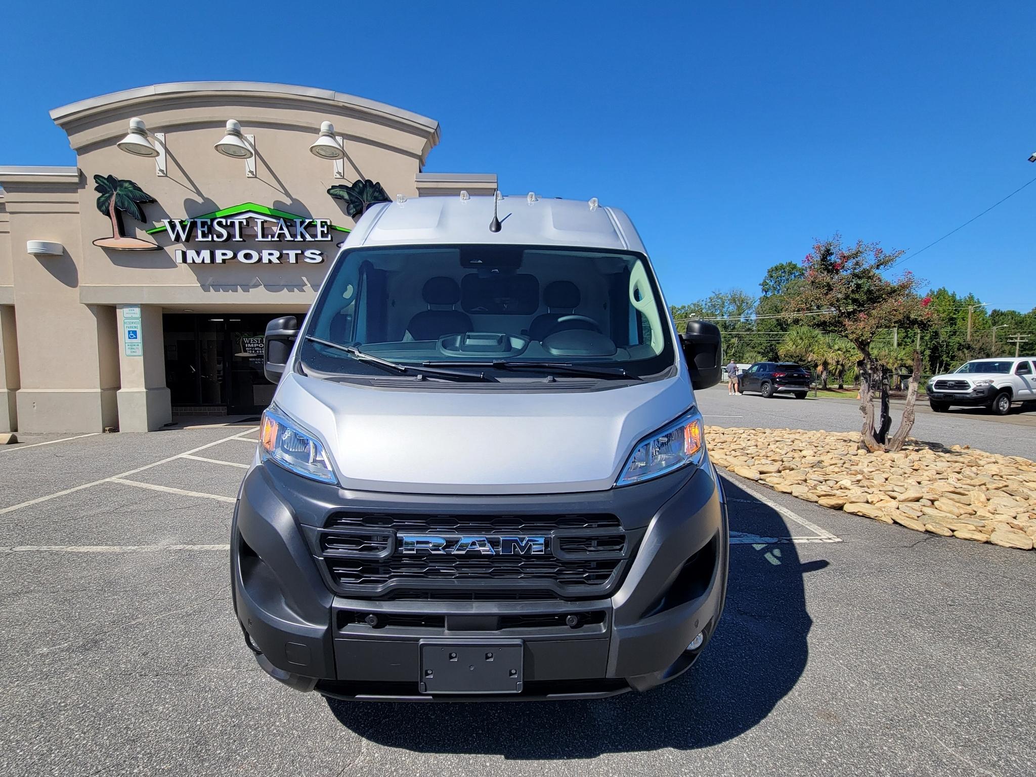 RAM ProMaster Cargo Van Tradesman 1500 High Roof 136" WB w/Pass Seat 2026