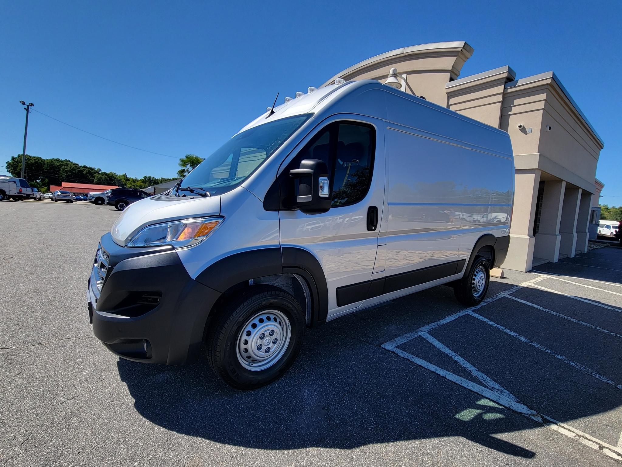 RAM ProMaster Cargo Van Tradesman 1500 High Roof 136" WB w/Pass Seat 2026