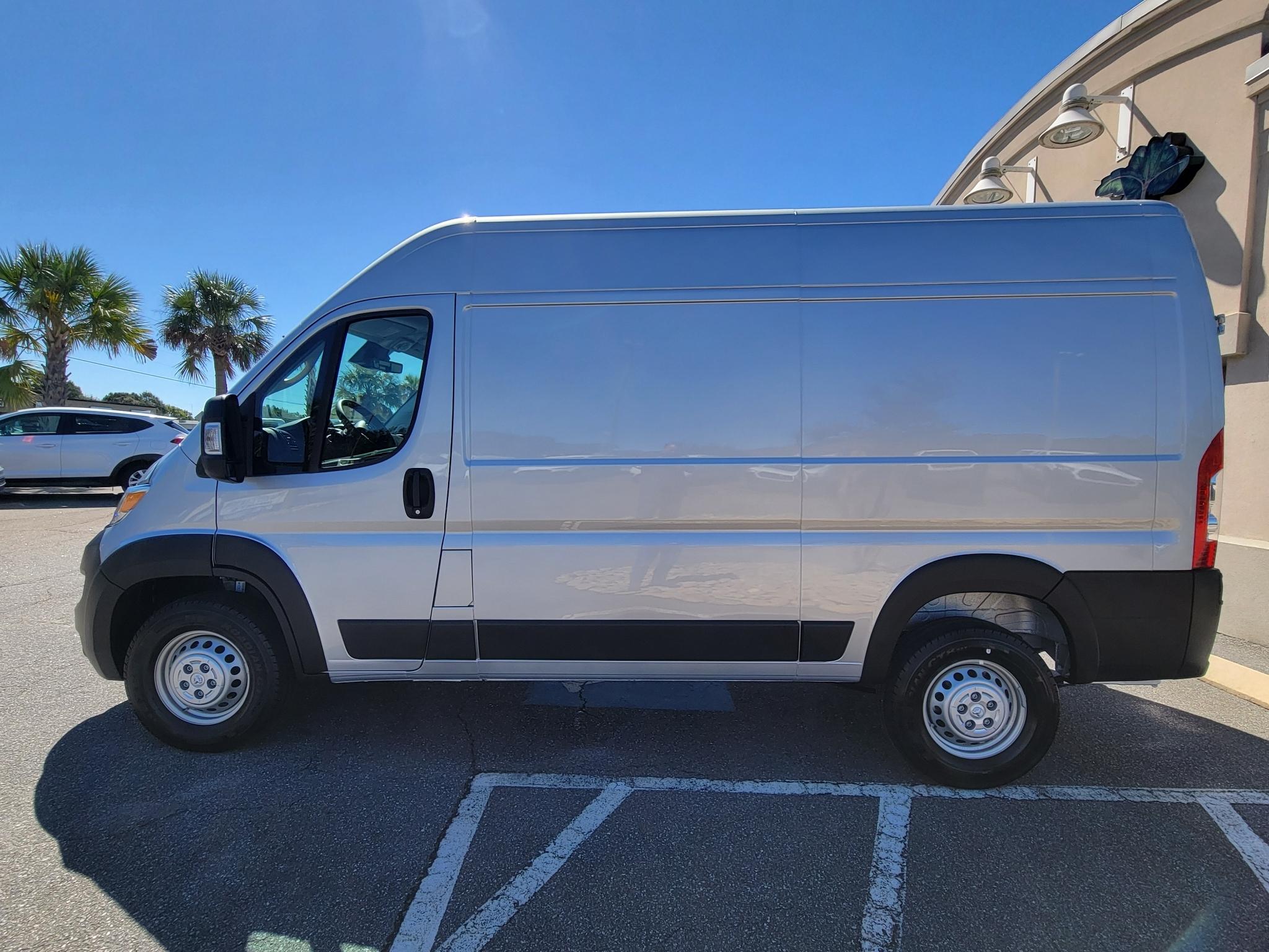RAM ProMaster Cargo Van Tradesman 1500 High Roof 136" WB w/Pass Seat 2026