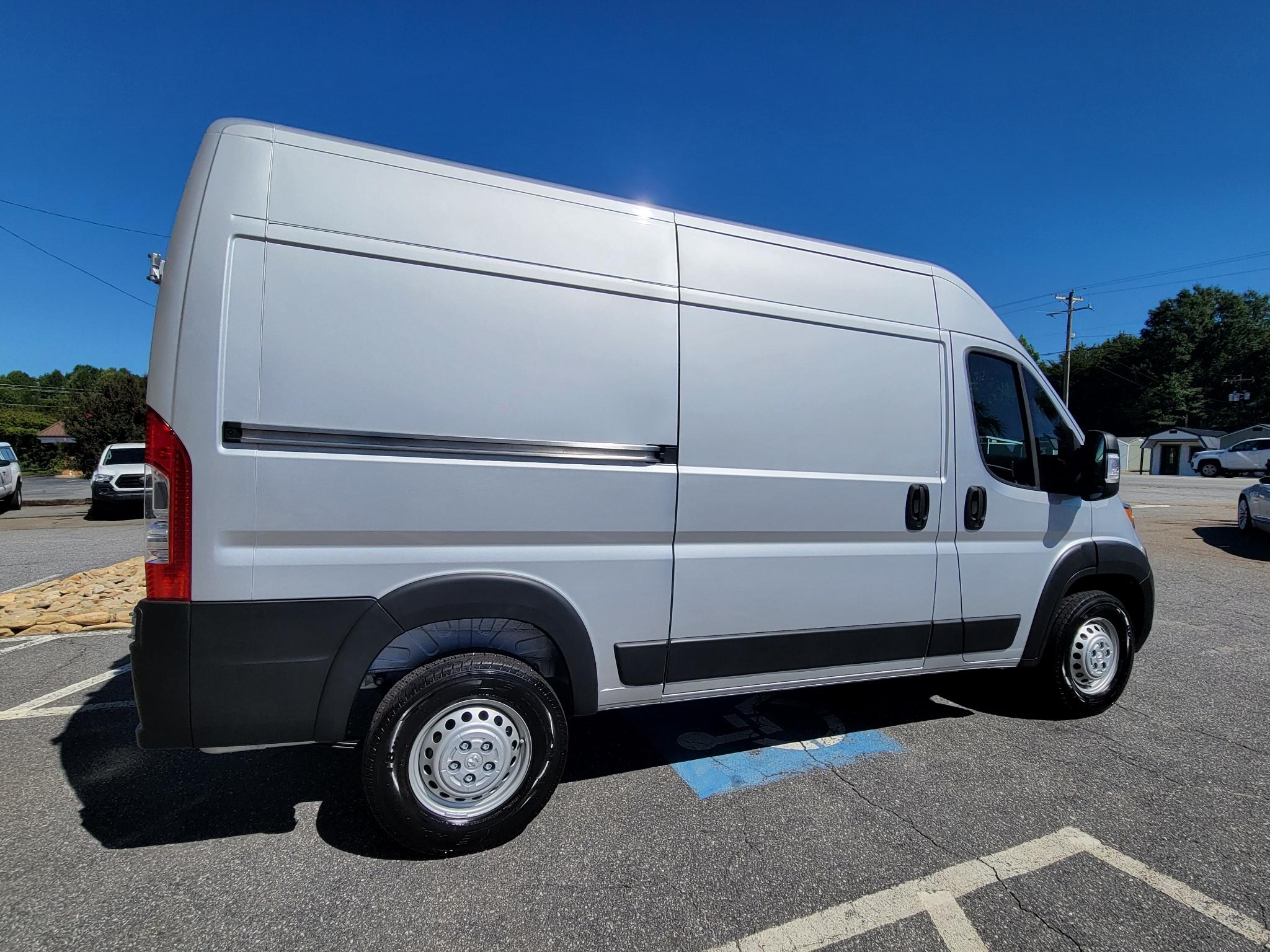 RAM ProMaster Cargo Van Tradesman 1500 High Roof 136" WB w/Pass Seat 2026